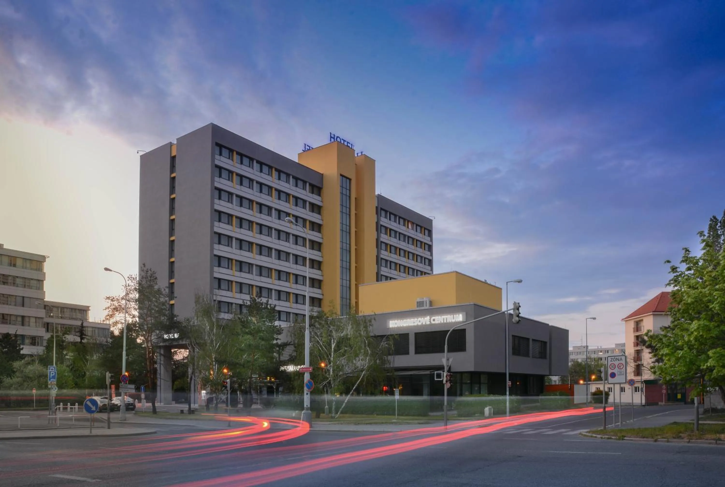 Property building in Hotel ILF