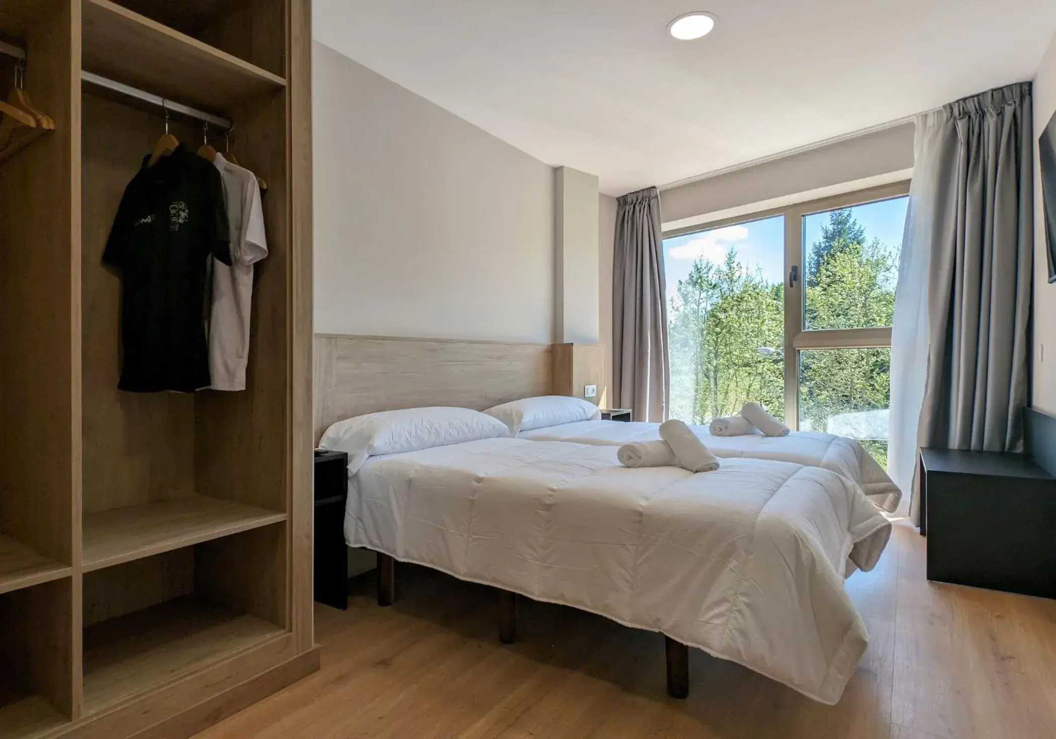 Twin Room in Duerming Villa de Arzúa Twin Room in Duerming Villa de Arzúa