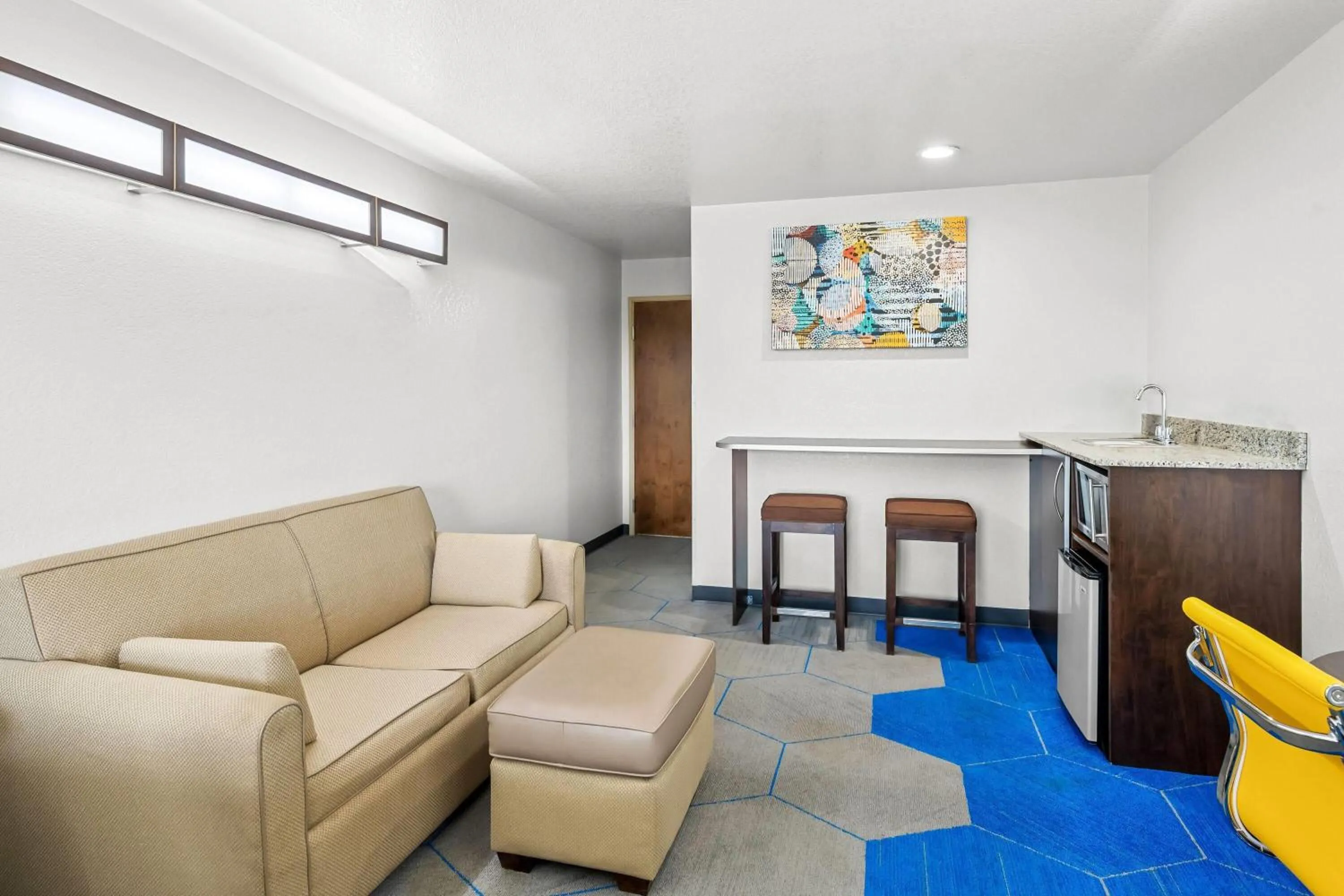 Photo of the whole room in Microtel Inn & Suites by Wyndham Searcy