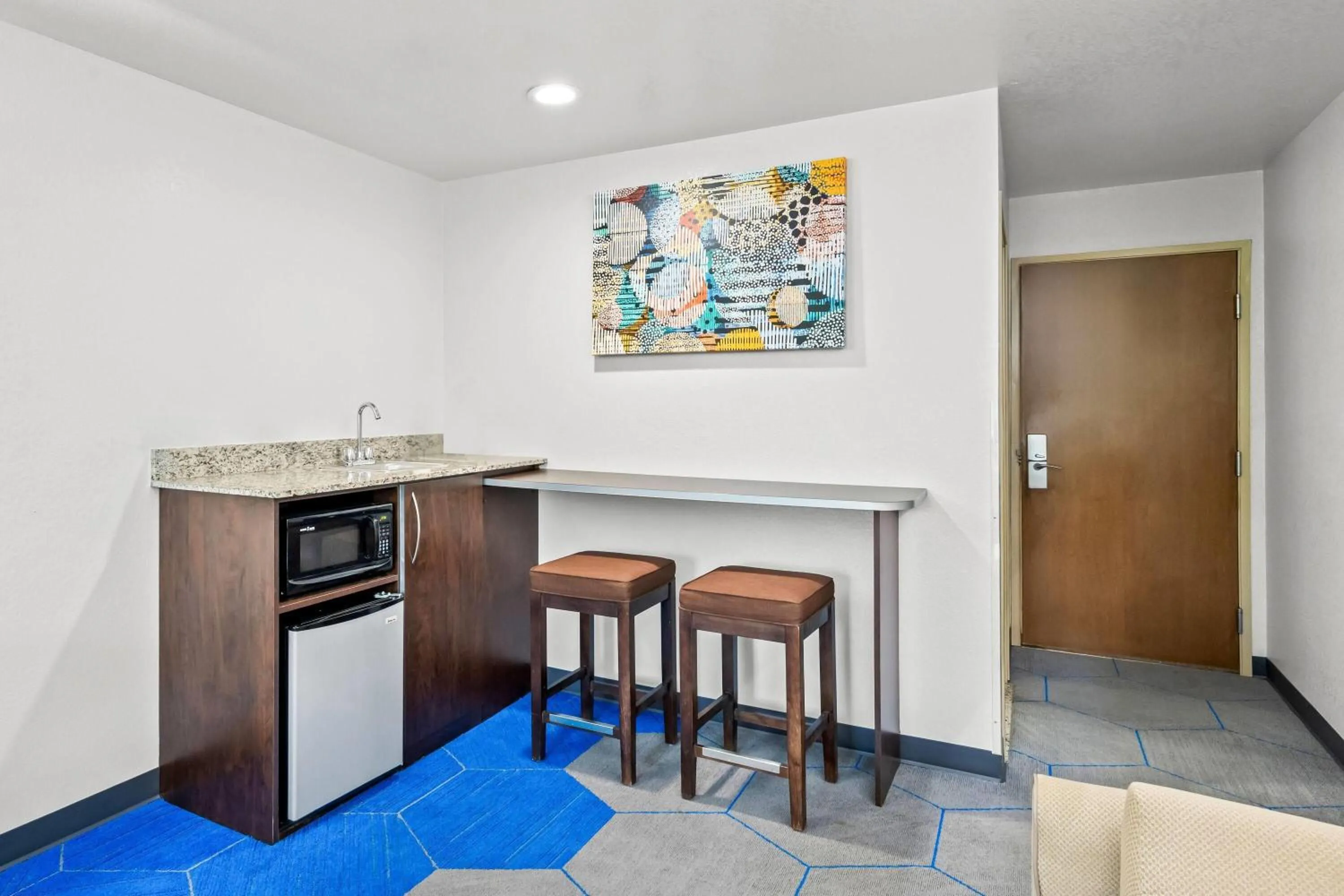 Photo of the whole room in Microtel Inn & Suites by Wyndham Searcy