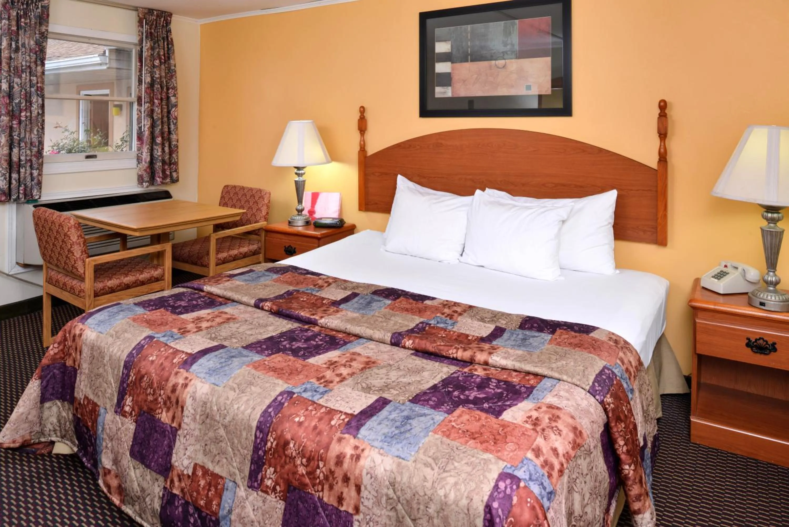 Bed in Red Carpet Inn Ronks