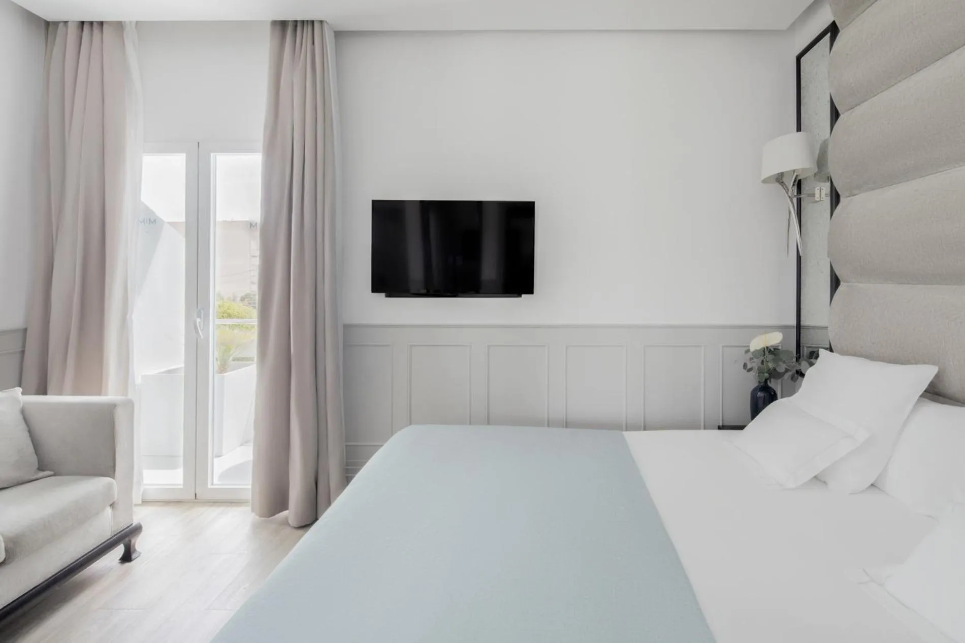 Bed in Hotel MiM Ibiza & Spa - Adults Only