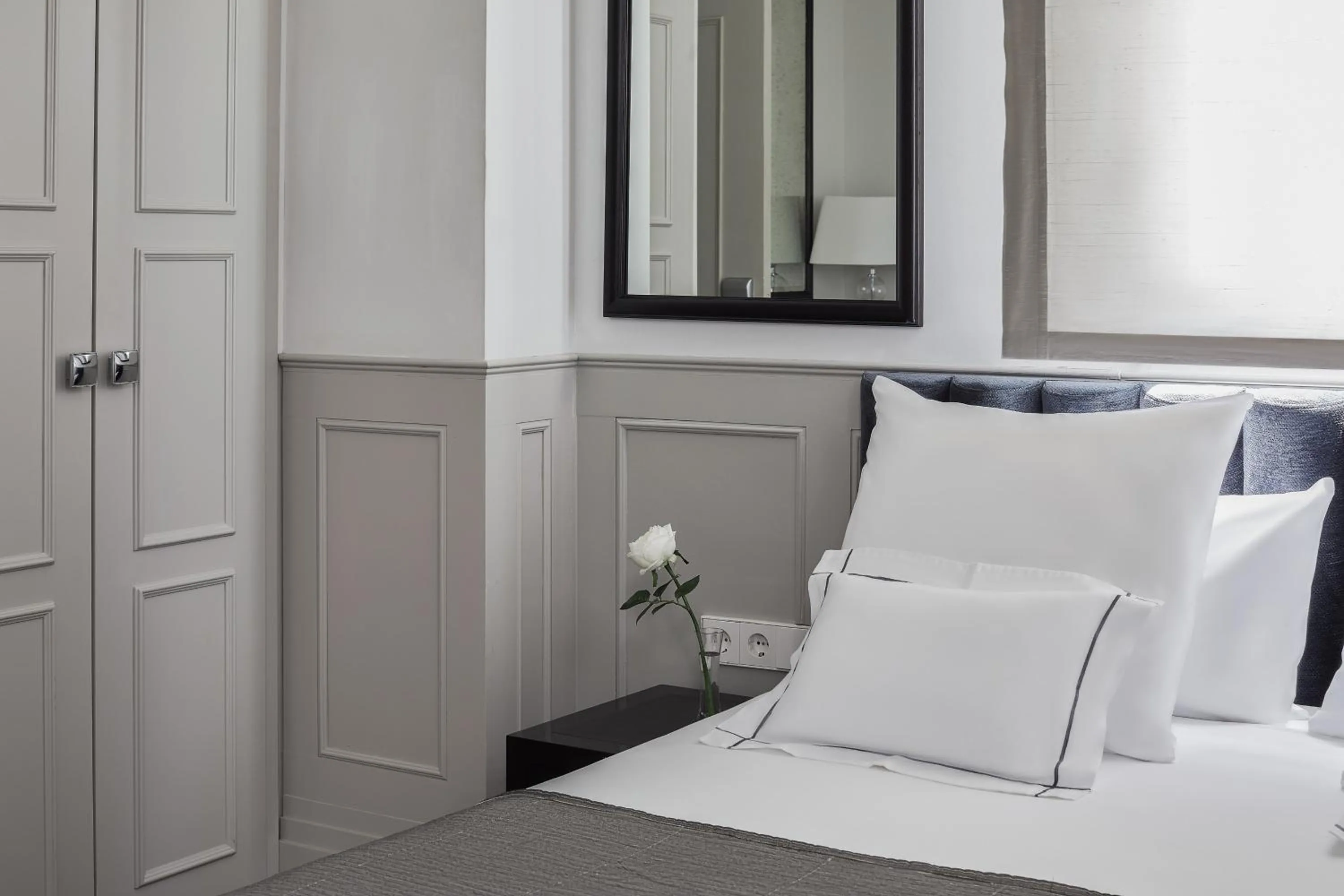 Bedroom, Bed in Hotel MiM Ibiza & Spa - Adults Only