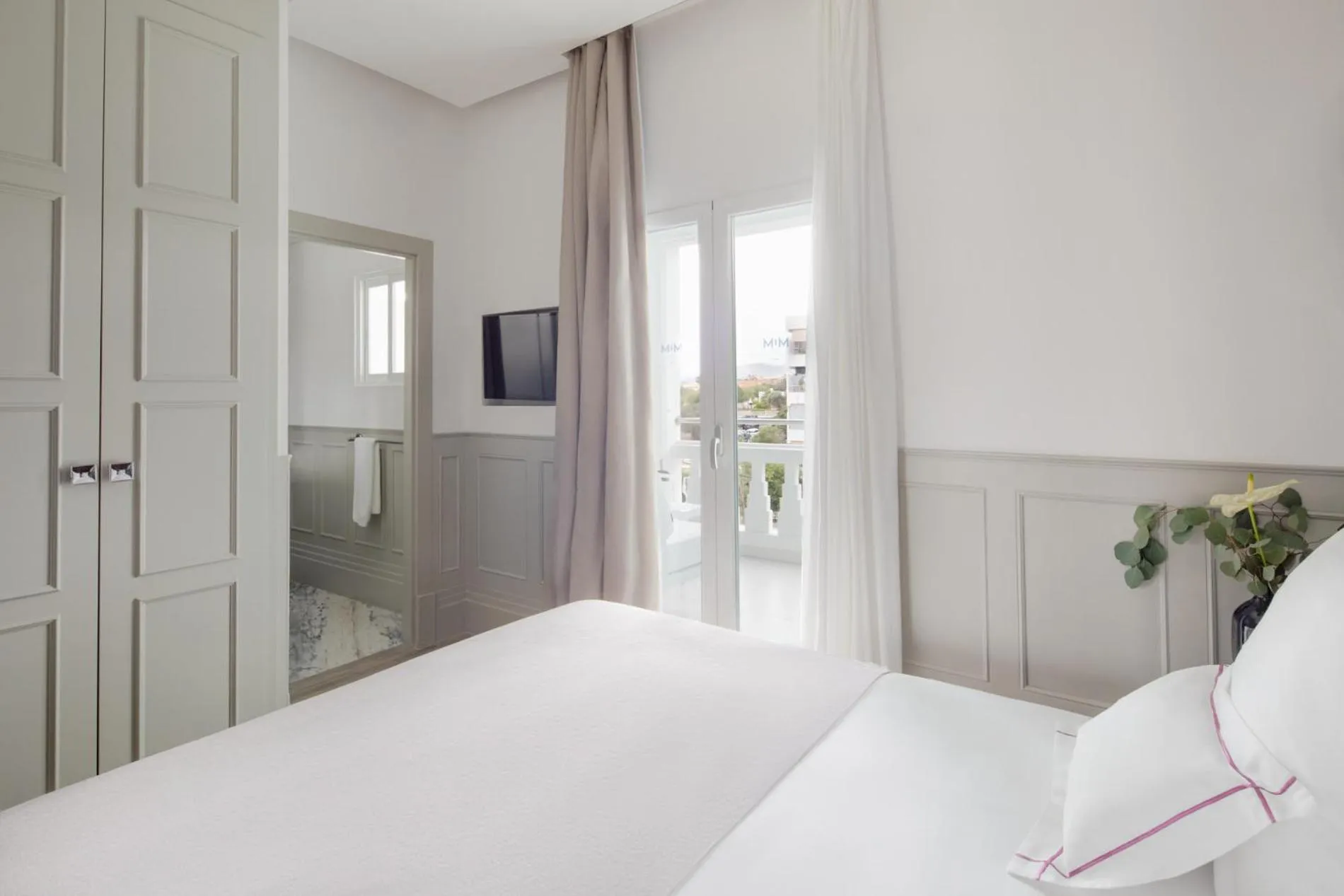 Bed in Hotel MiM Ibiza & Spa - Adults Only