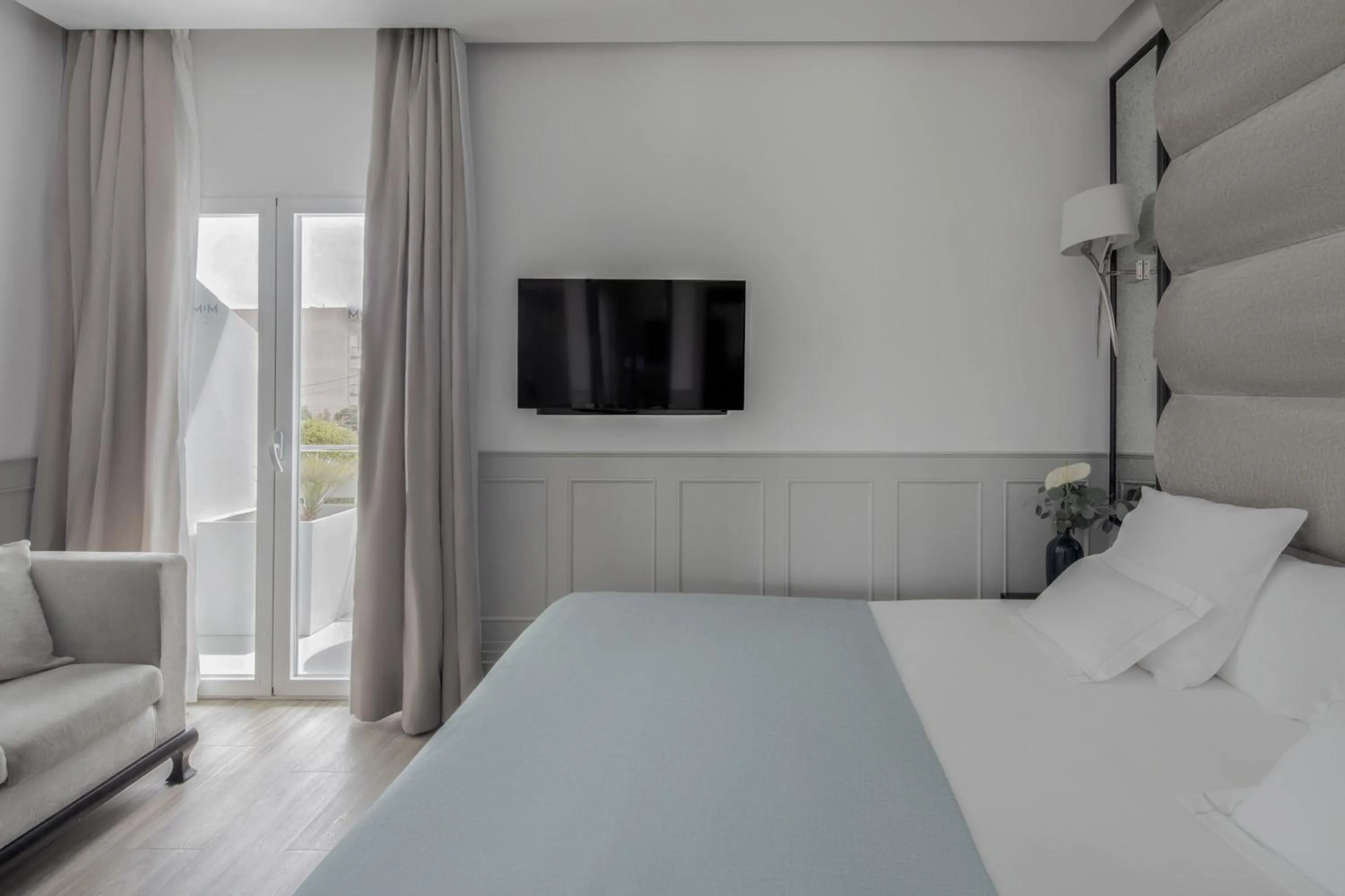 Bedroom, Bed in Hotel MiM Ibiza & Spa - Adults Only