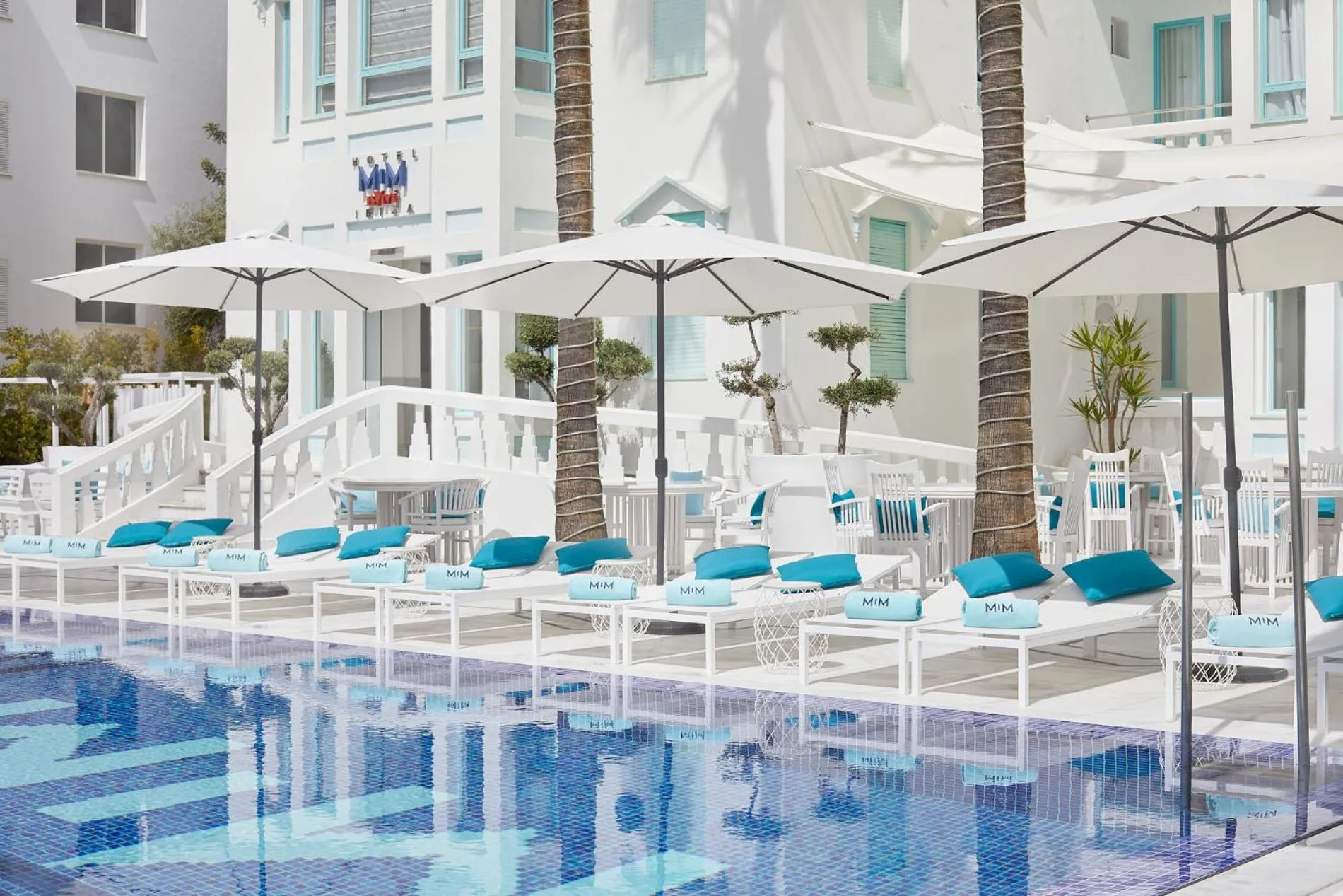 Swimming pool in Hotel MiM Ibiza & Spa - Adults Only