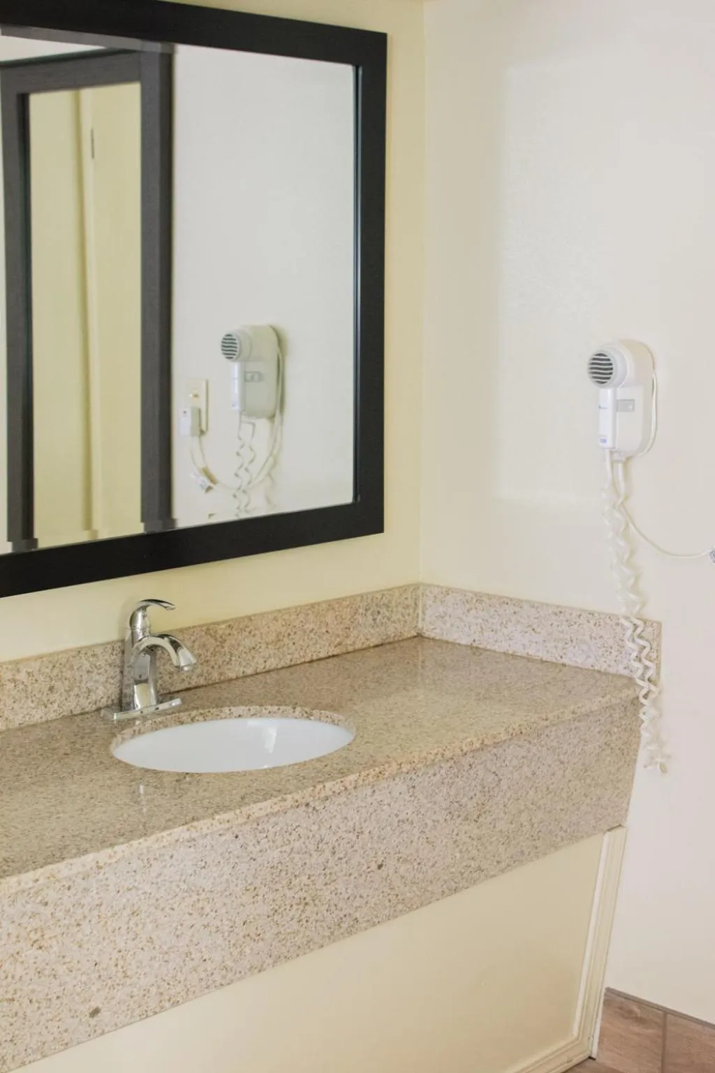 Bathroom in Best Western Coachlight