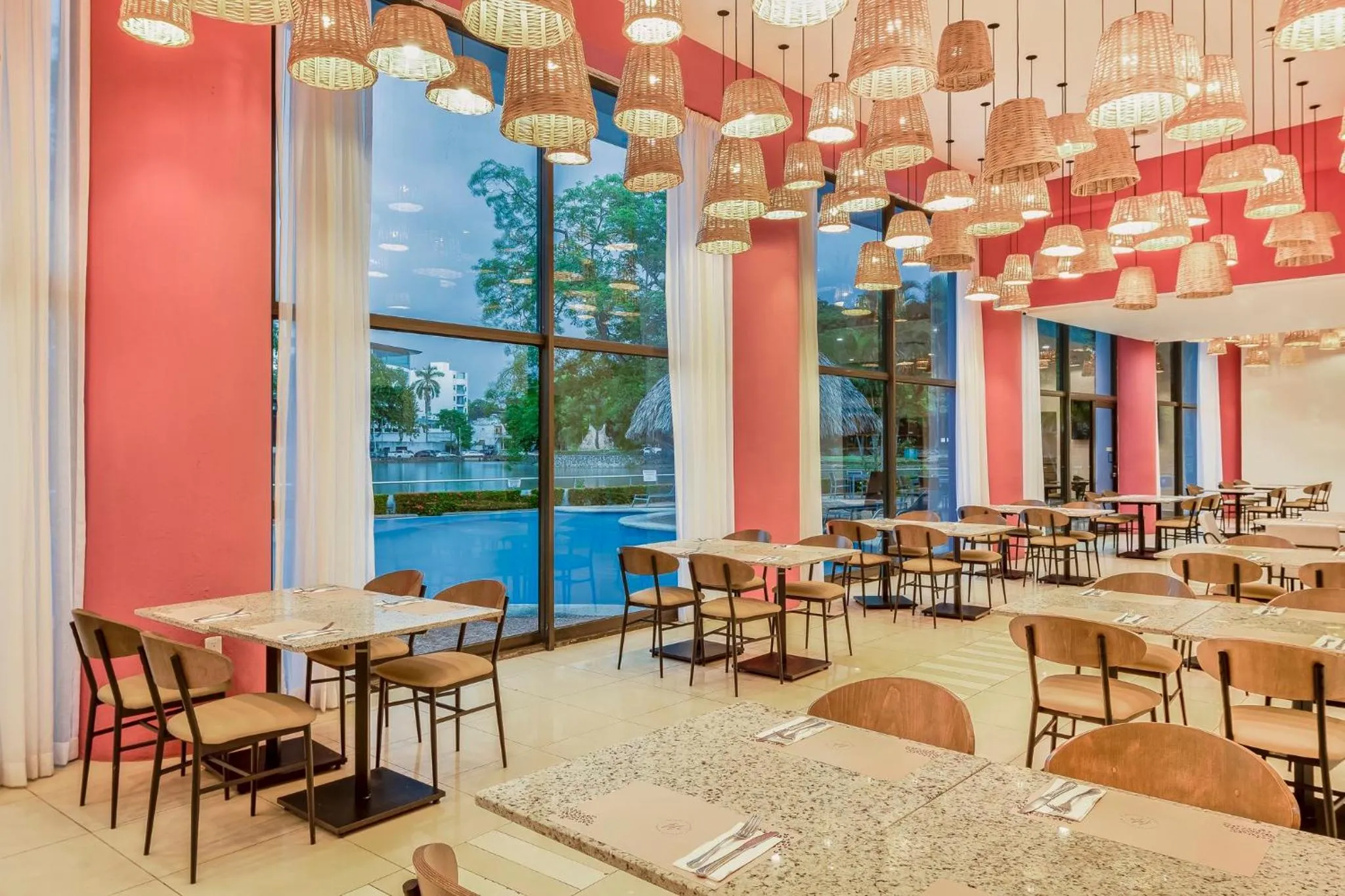 Restaurant/places to eat in Fiesta Inn Villahermosa Cencali