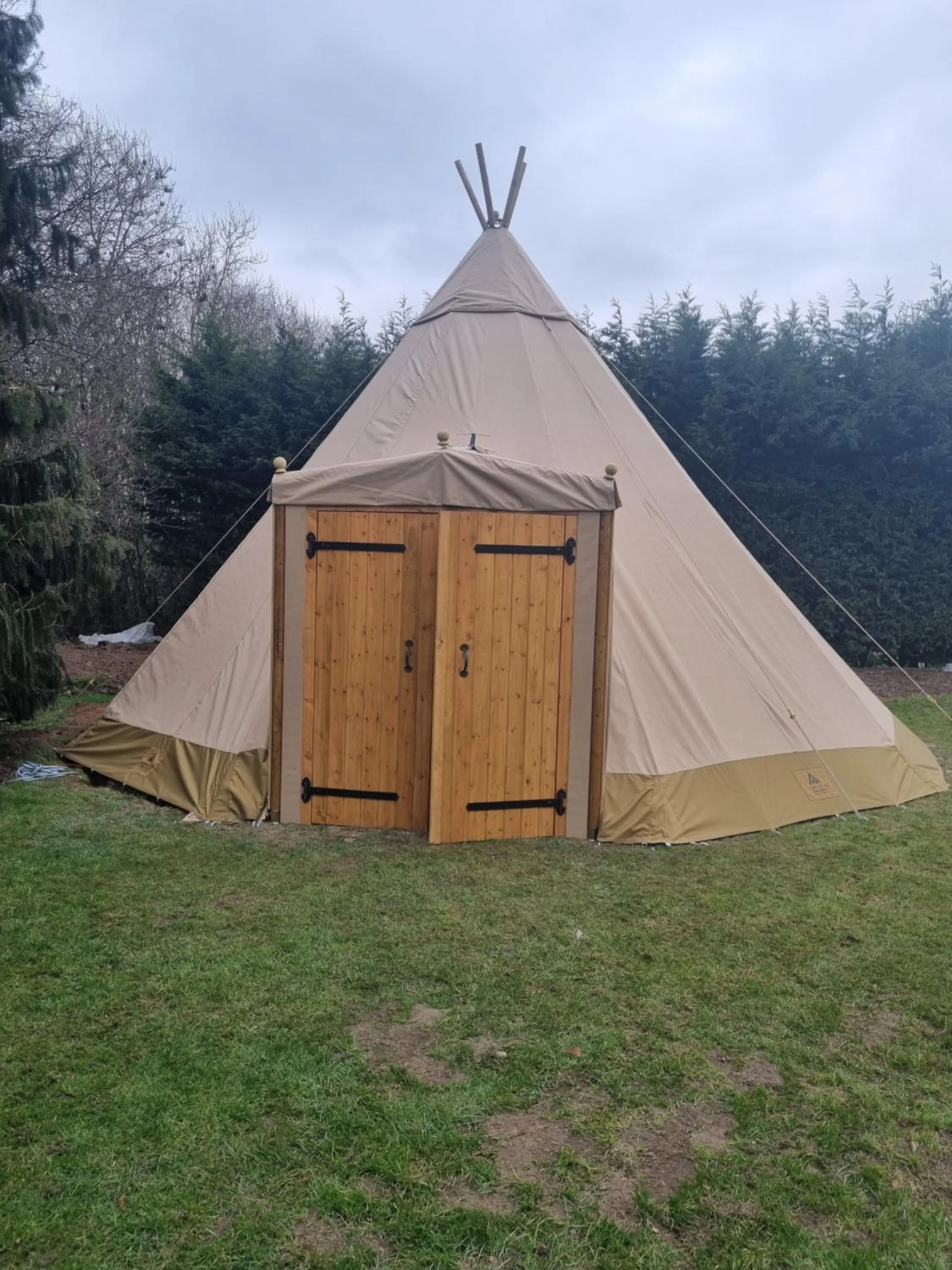 Property building in The Limes Country Lodge Hotel & Admiral Restaurant