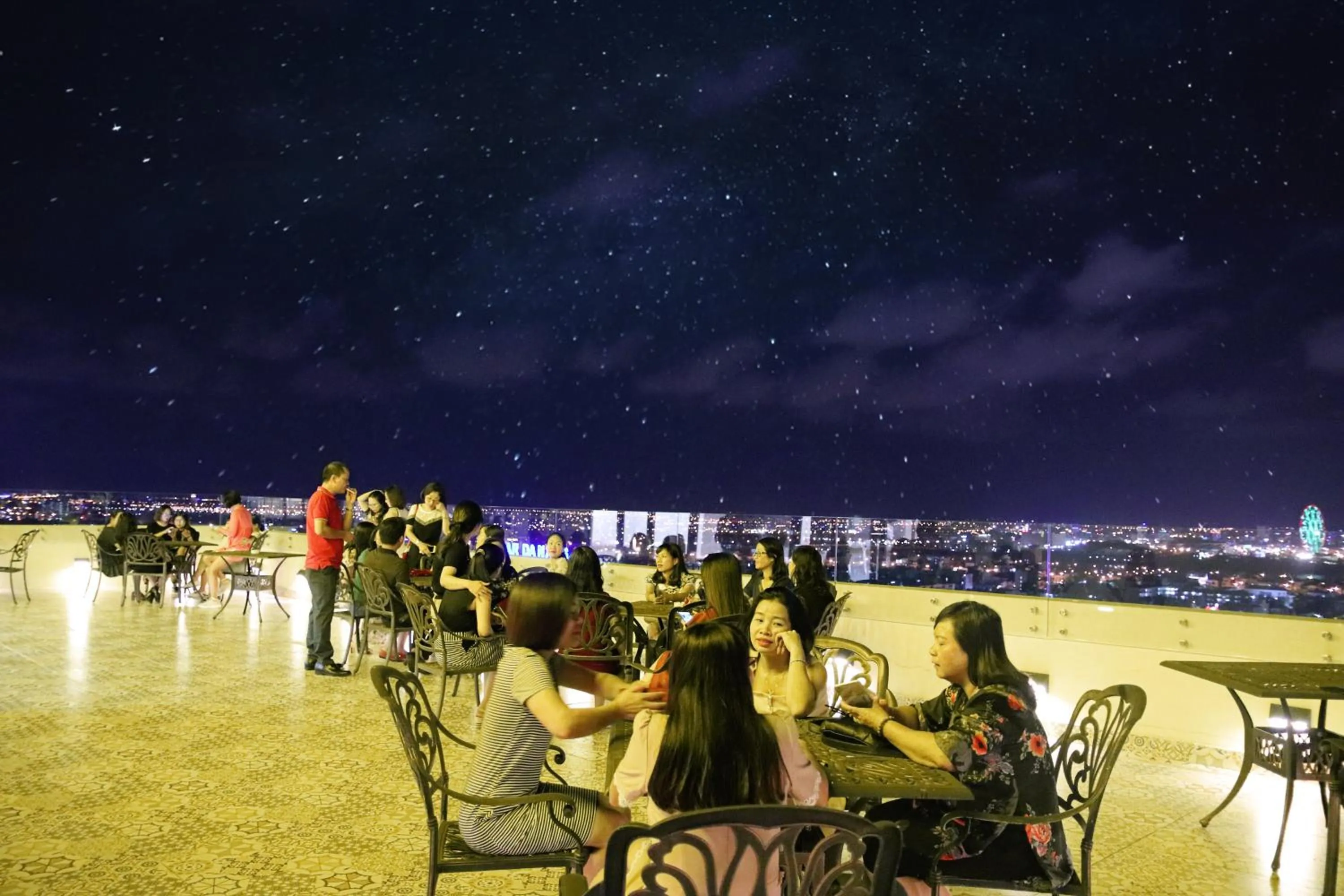 Dining area in Balcona Hotel Da Nang