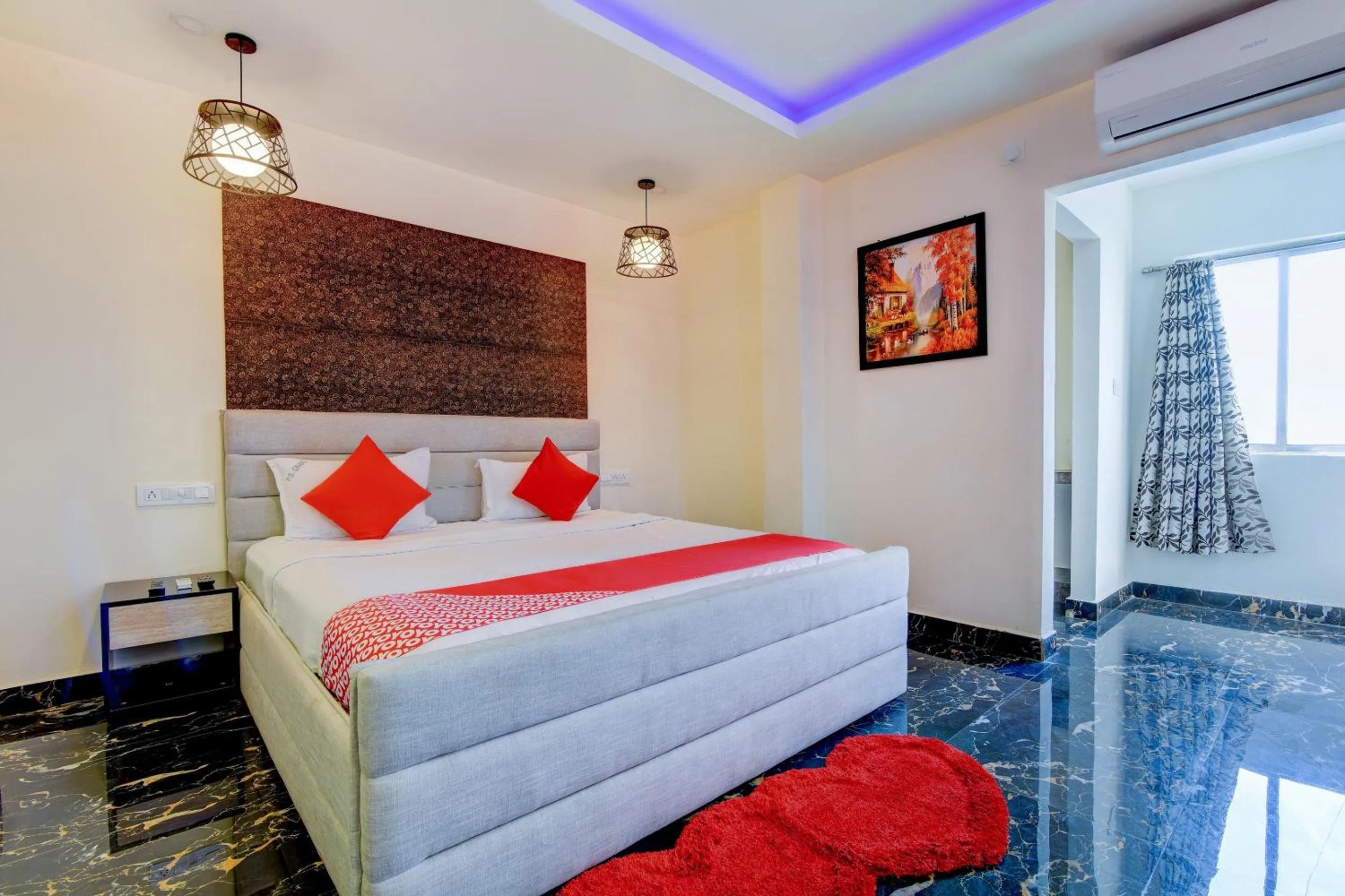 Bedroom, Bed in Hotel O P S Grand