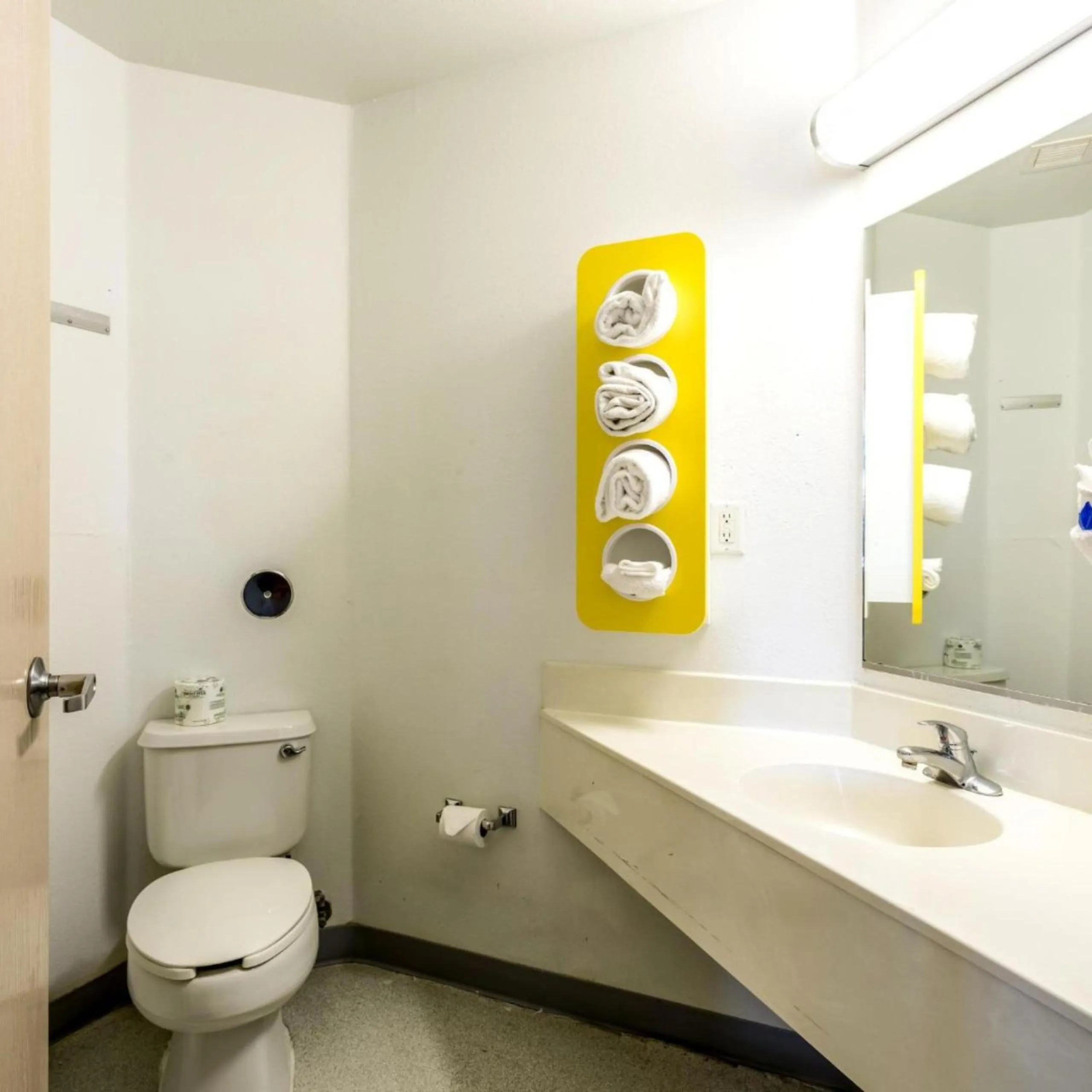 Bathroom in Motel 6-Roswell, NM