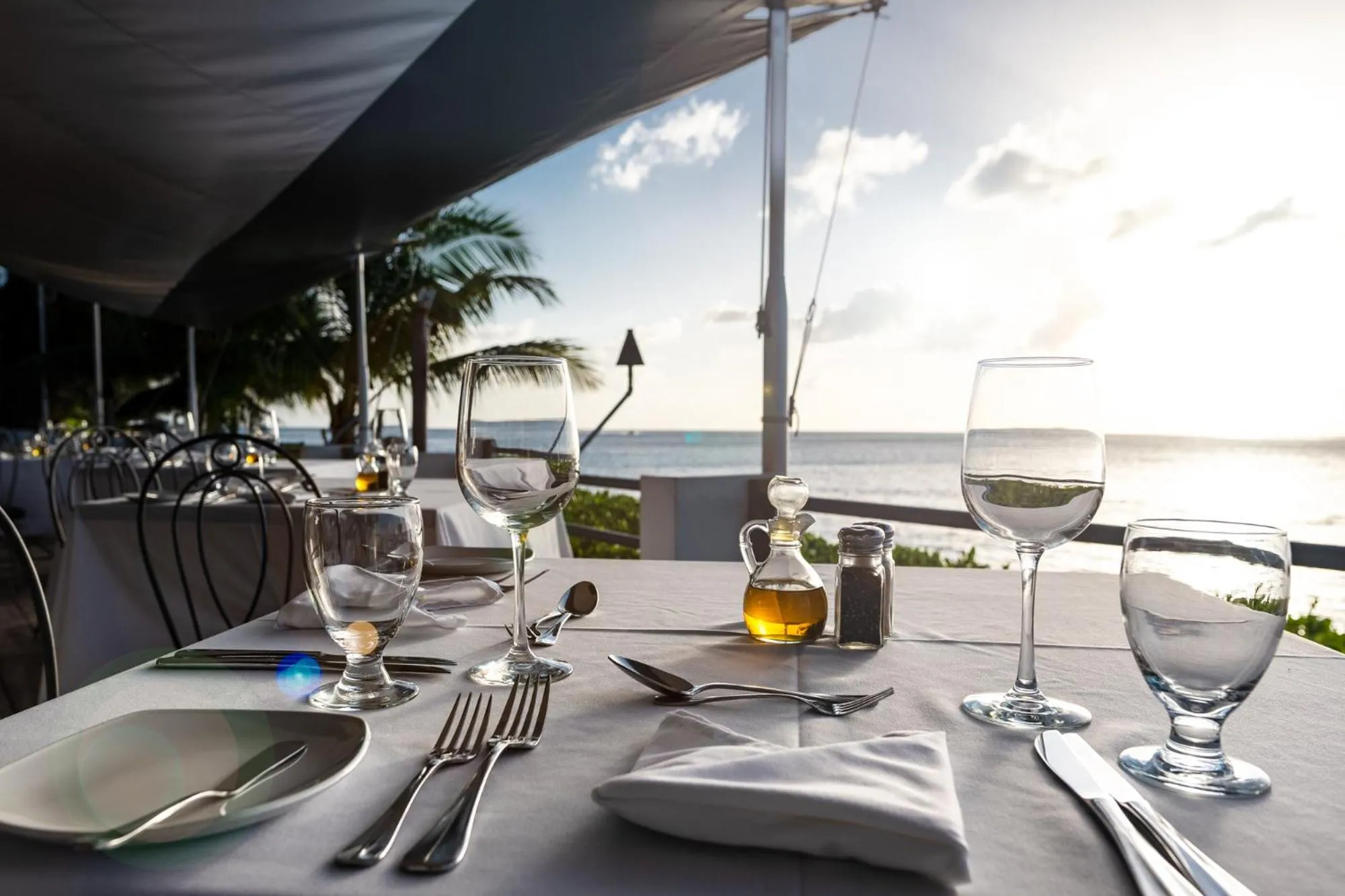 Restaurant/places to eat in The Palms Resort