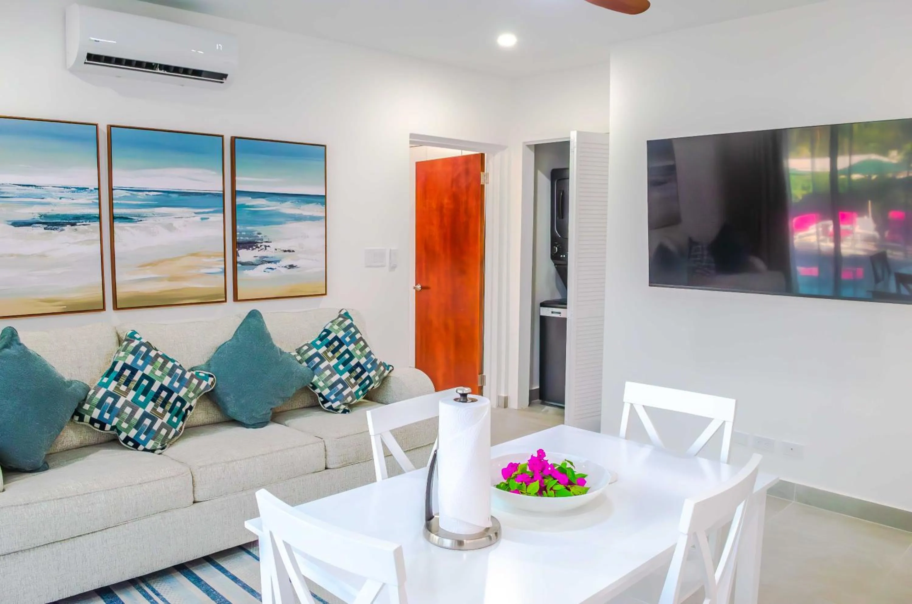 TV and multimedia in The Palms Resort