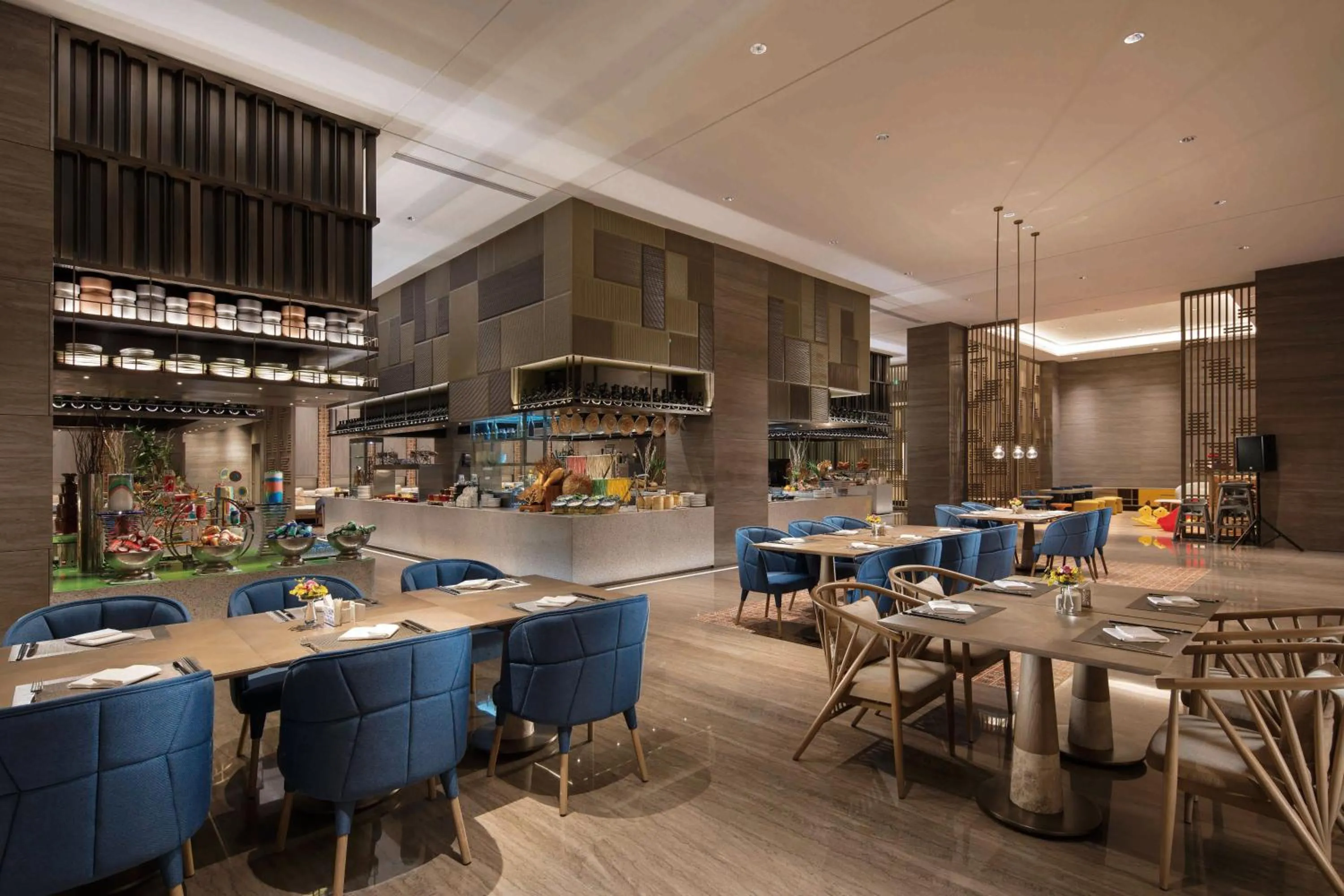 Restaurant/places to eat in Doubletree Resort By Hilton Hainan - Xinglong Lakeside