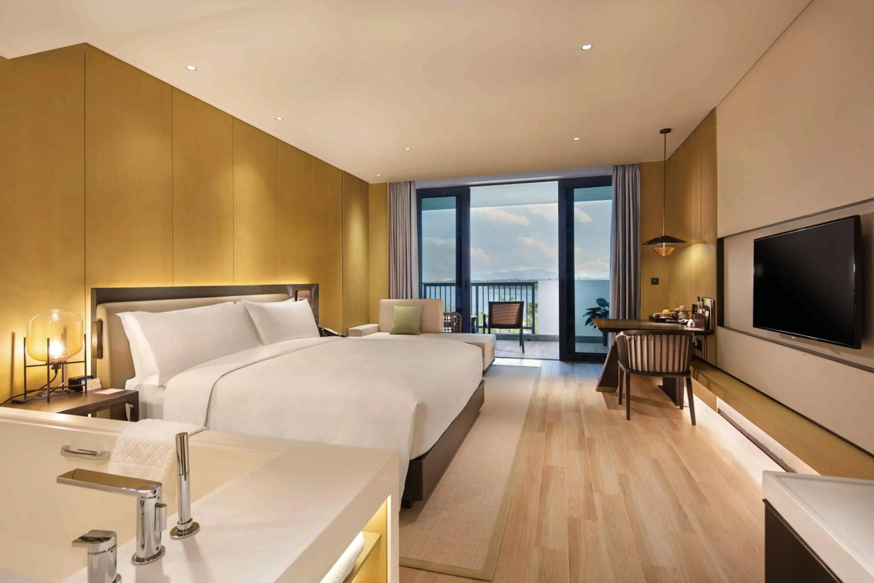 Bed in Doubletree Resort By Hilton Hainan - Xinglong Lakeside