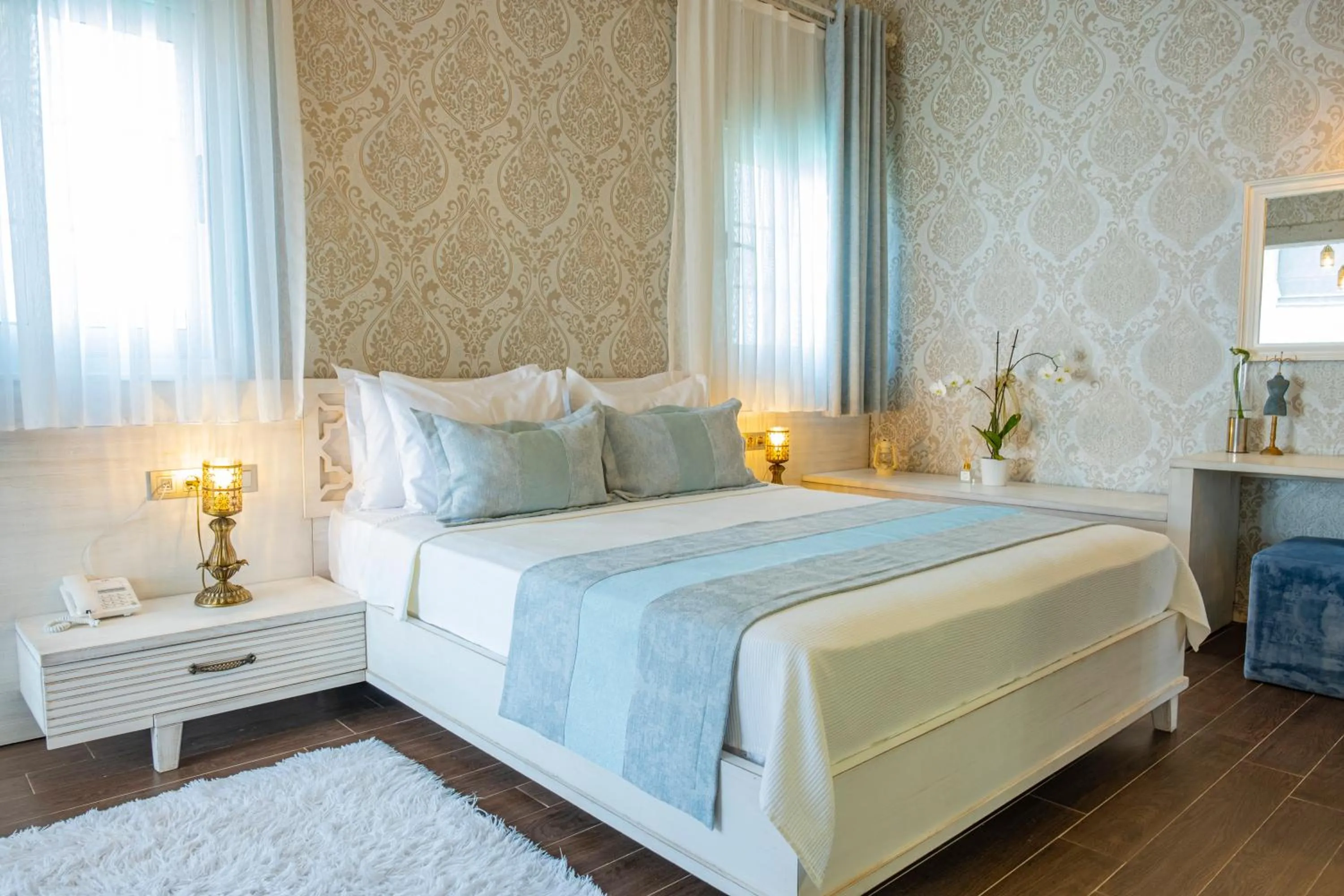 PROVENCE MANSİON ALAÇATI