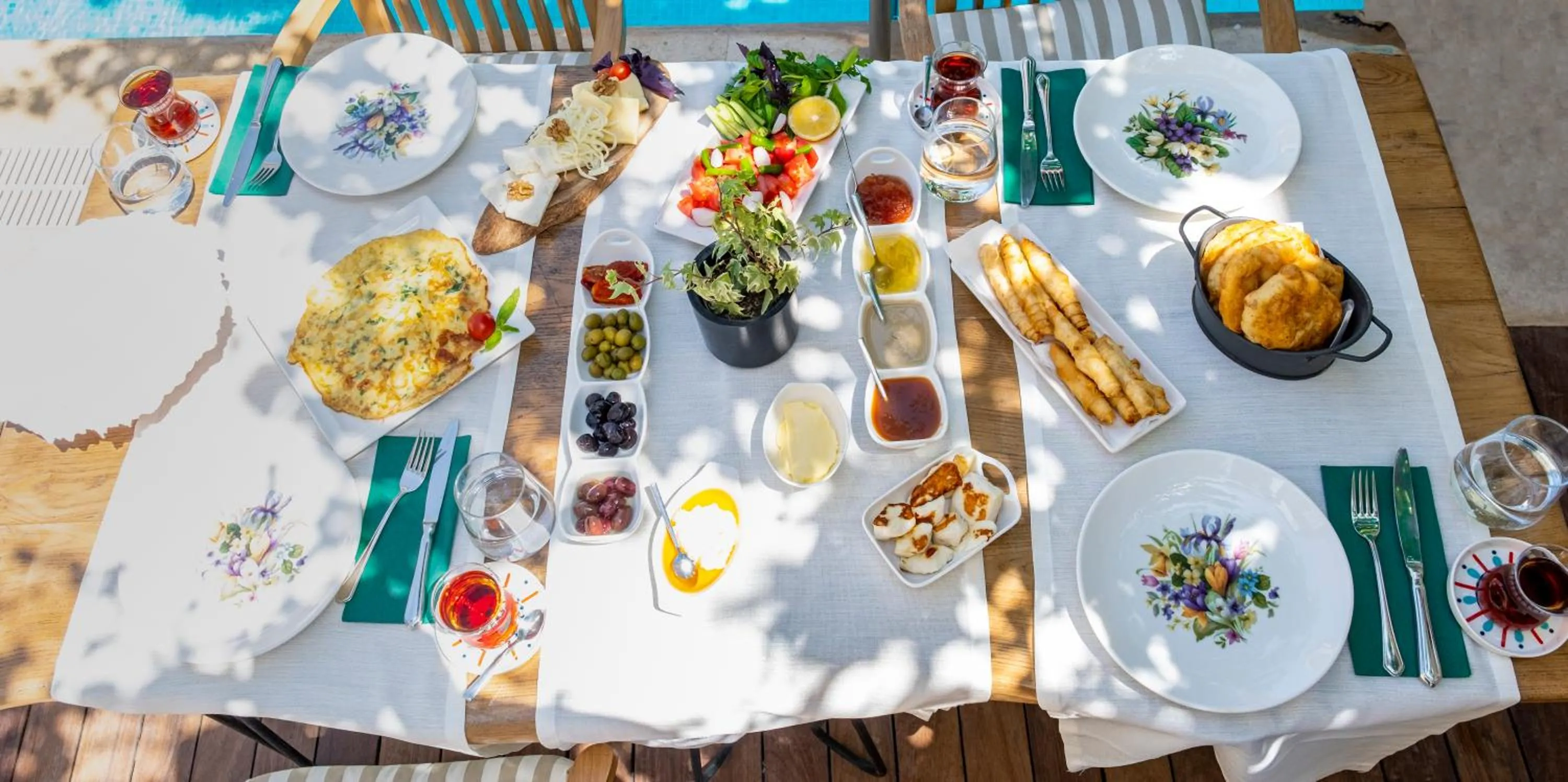 Breakfast in PROVENCE MANSİON ALAÇATI