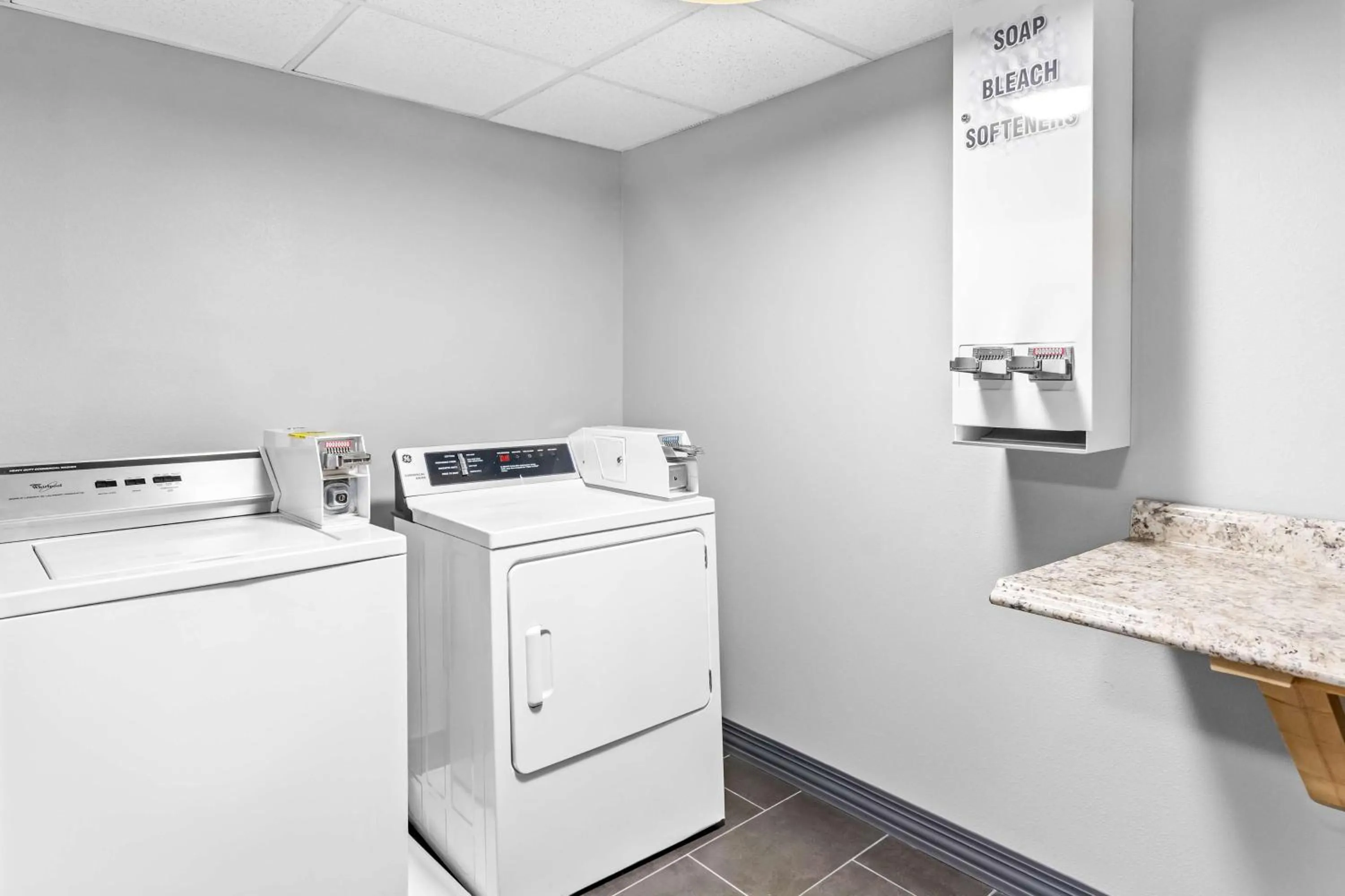 Property building in Best Western Doswell Hotel