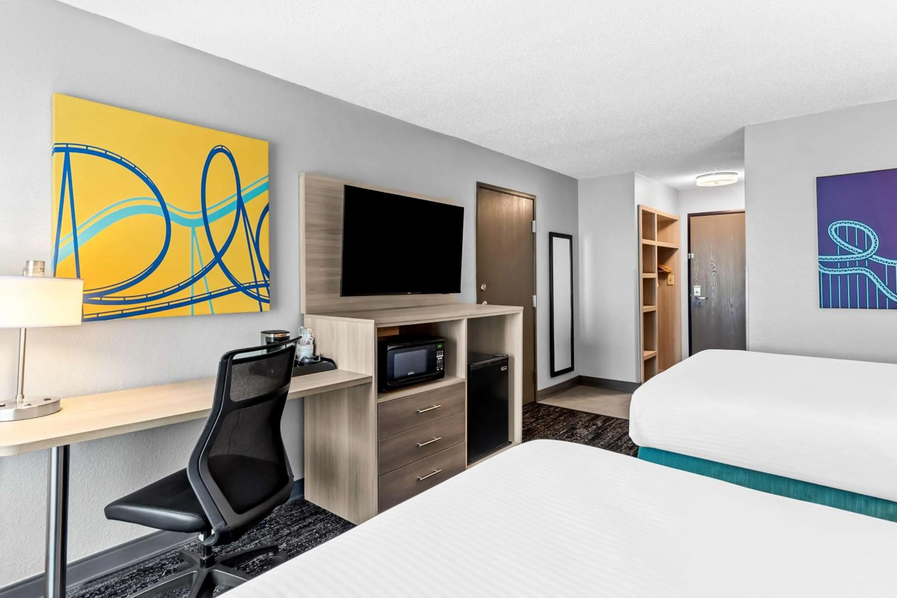 Bedroom in Best Western Doswell Hotel