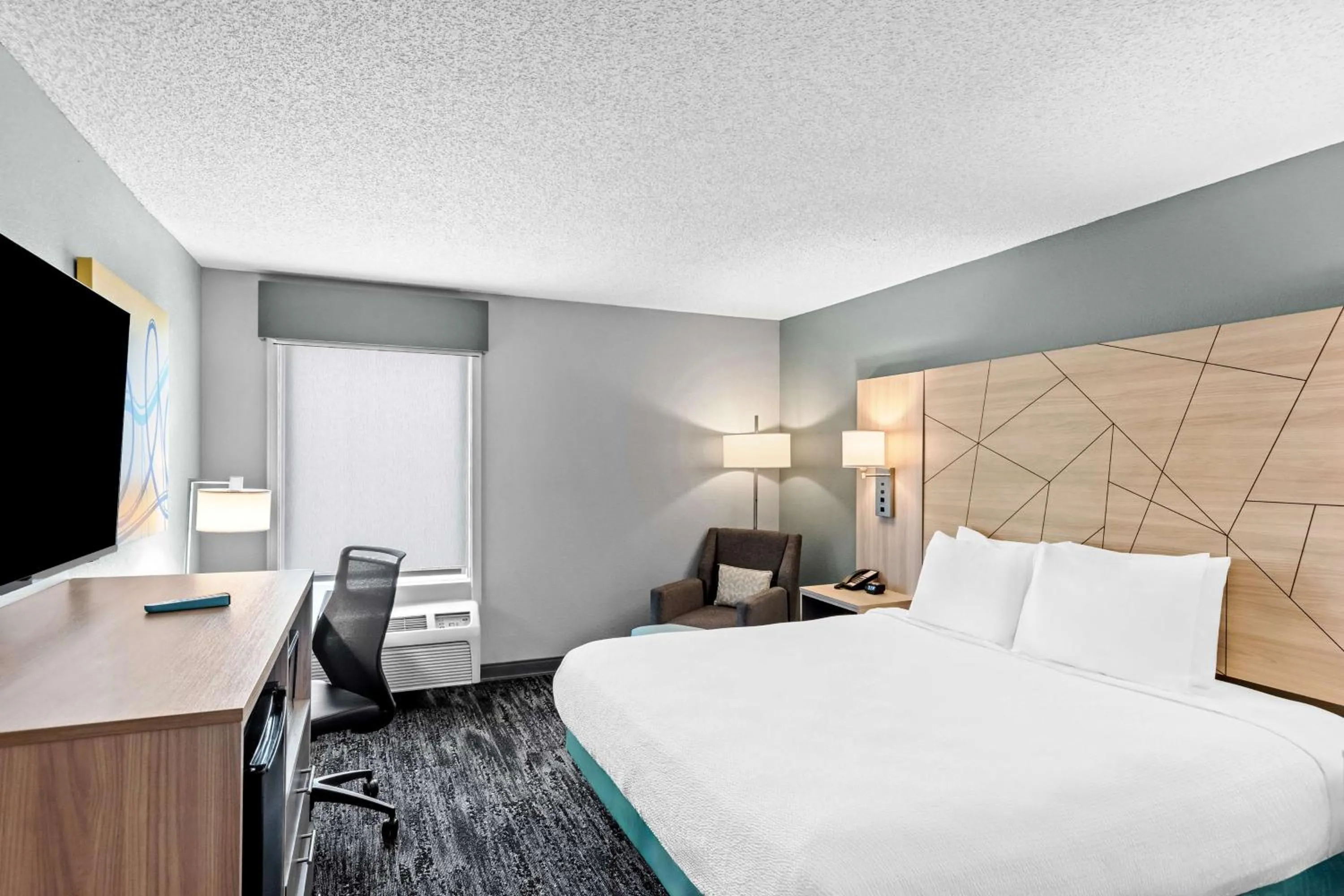 Bedroom in Best Western Doswell Hotel