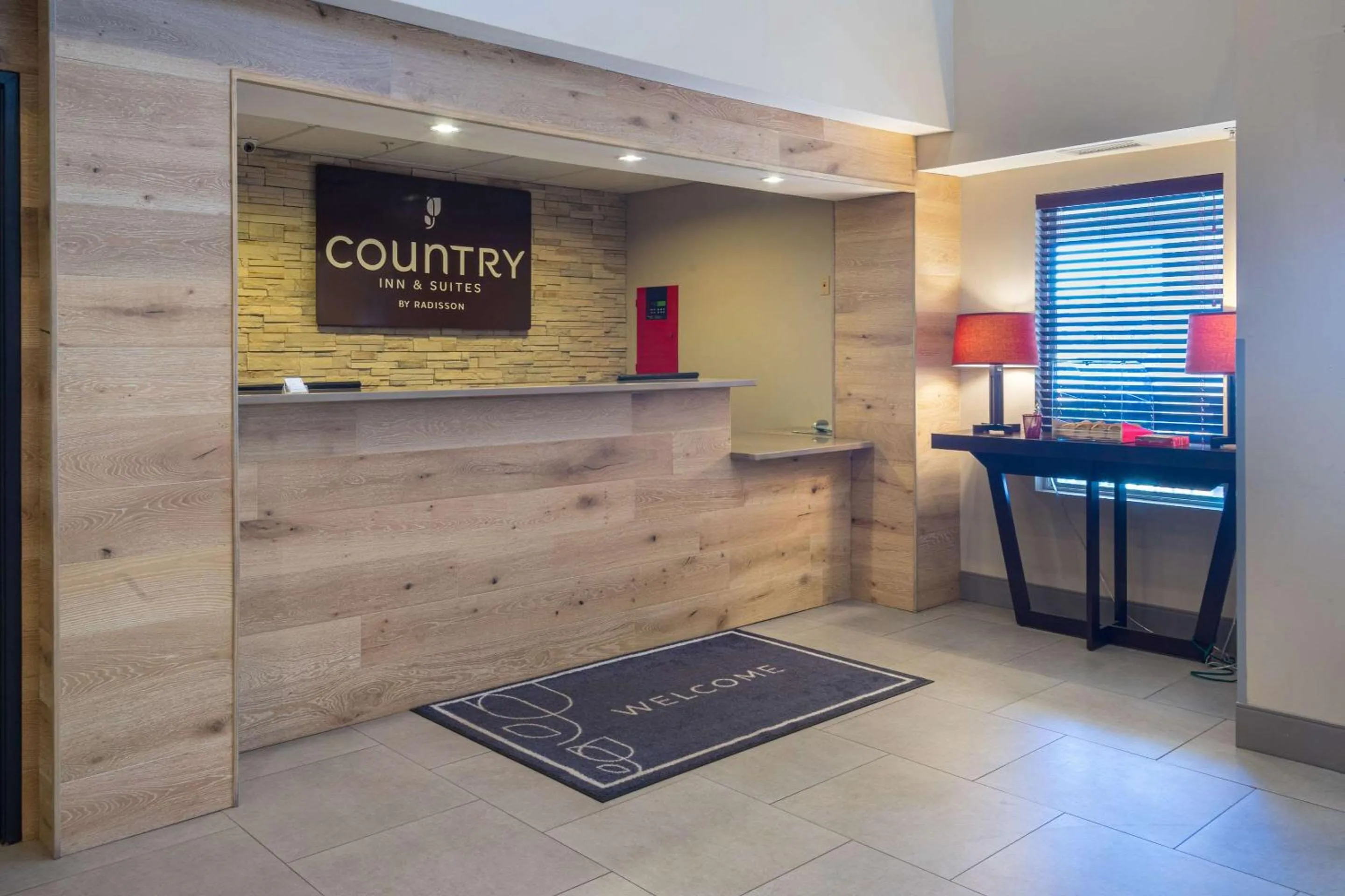 Lobby or reception in Country Inn & Suites by Radisson, Doswell Kings Dominion , VA