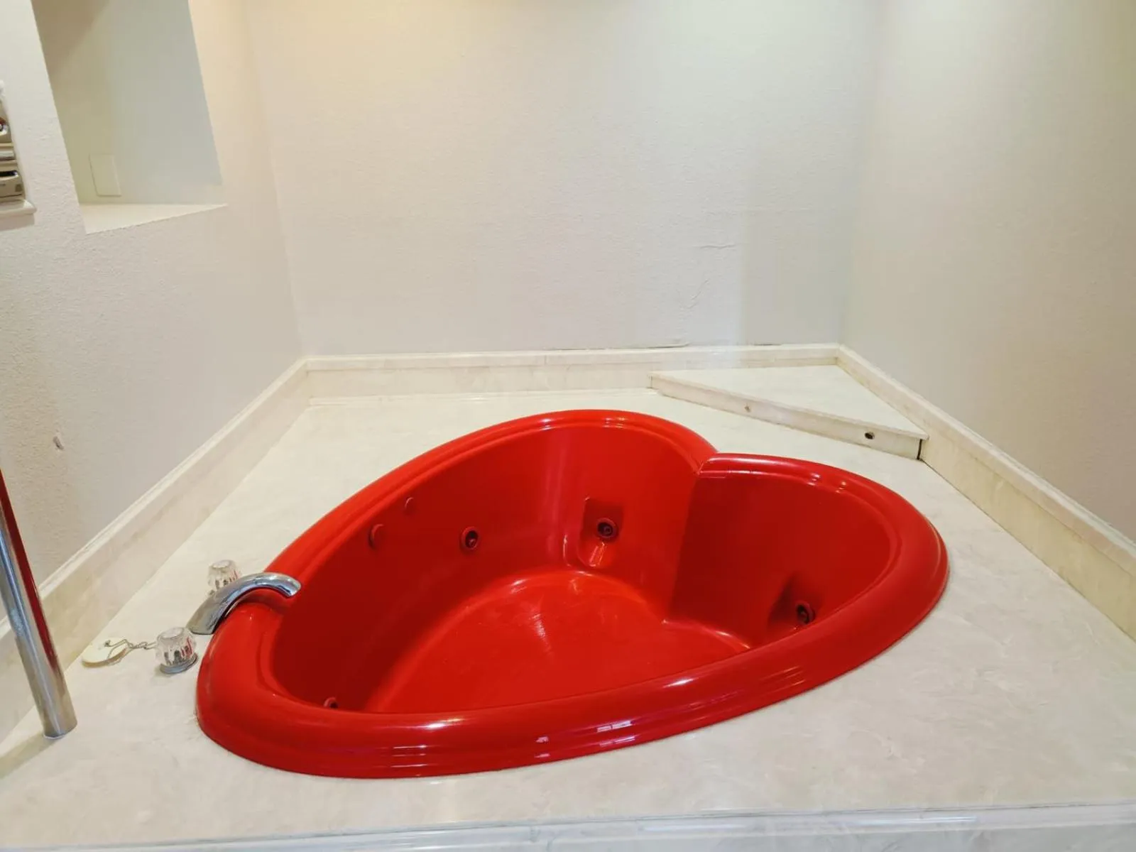 Hot Tub in Travelers inn by OYO Wichita Falls