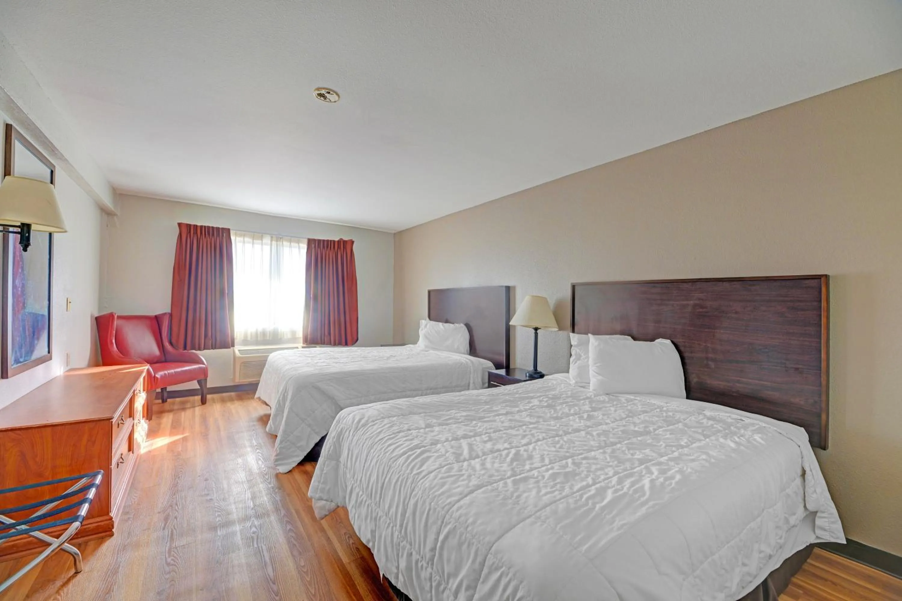 Bedroom, Bed in Travelers inn by OYO Wichita Falls