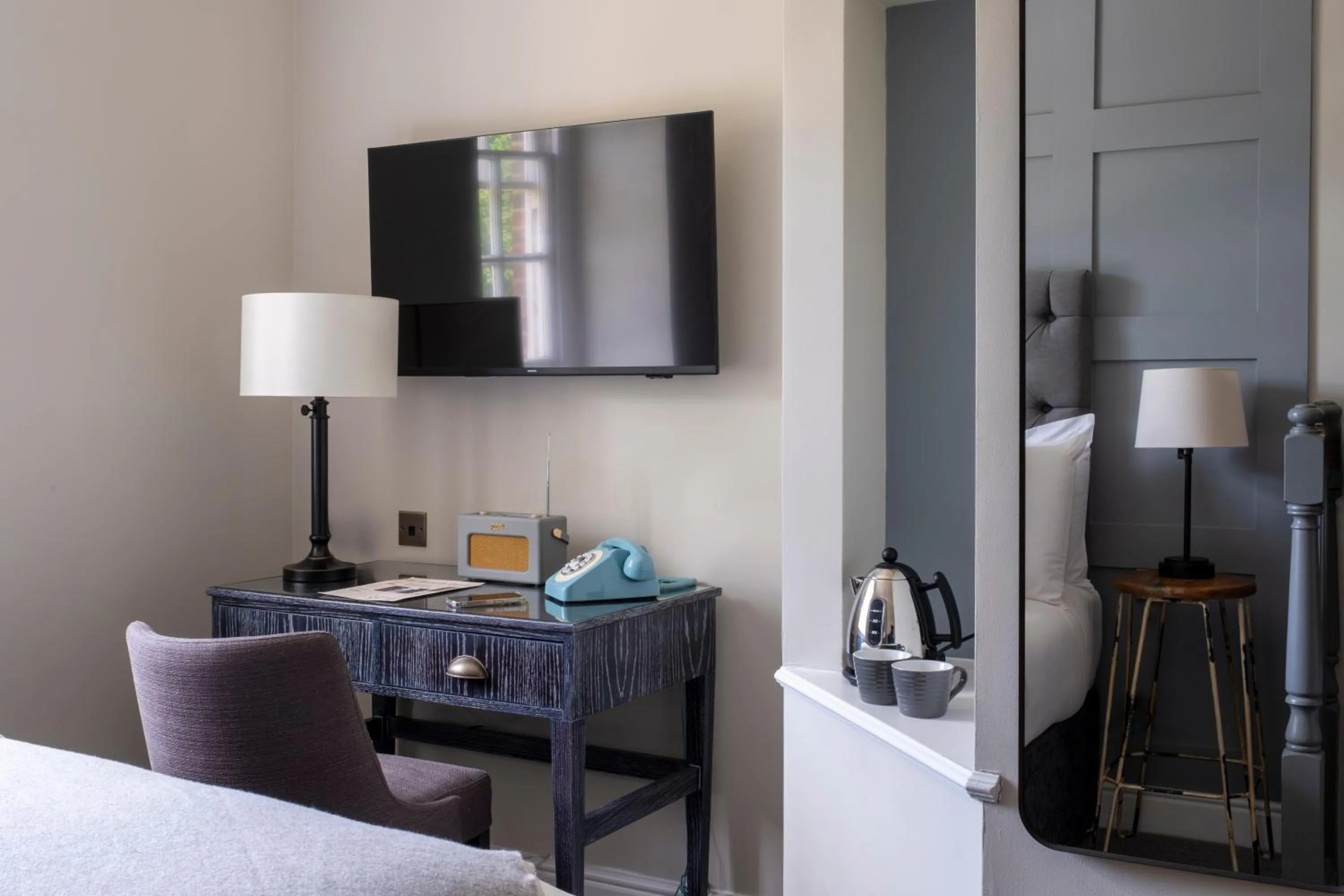 Bedroom, Bed in Warbrook House Heritage Hotel