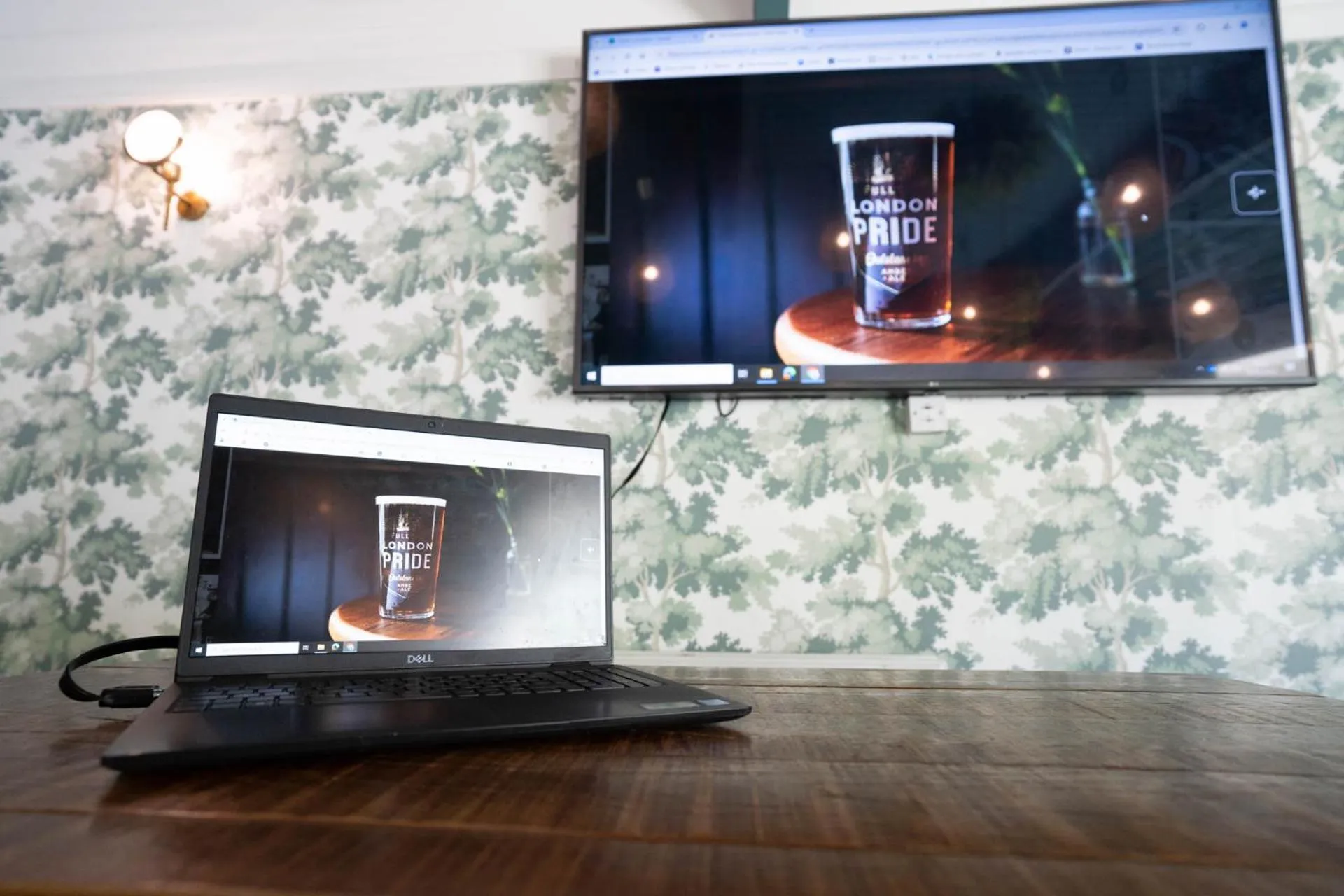 Restaurant/places to eat in The Princess Royal