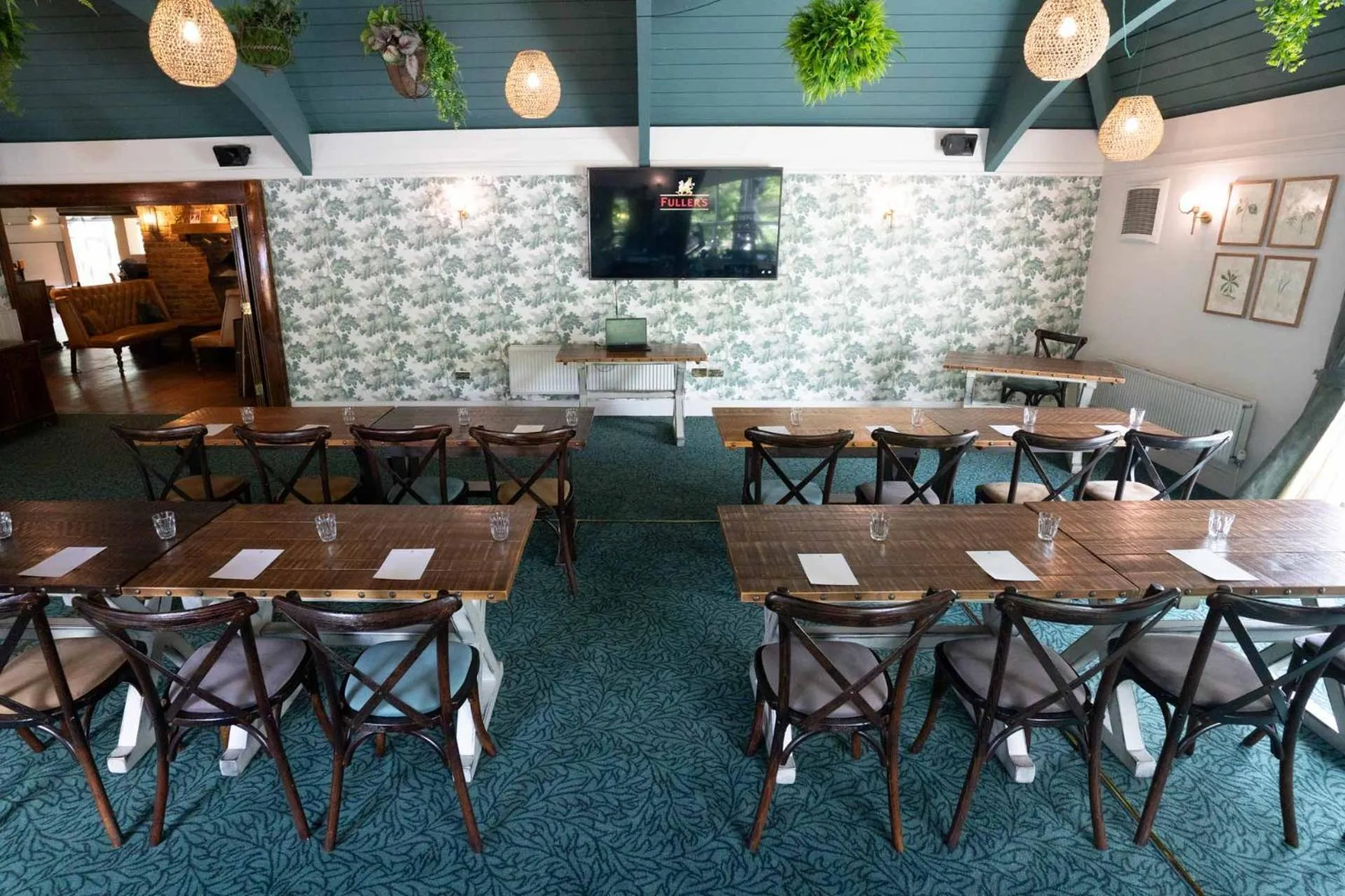 Restaurant/places to eat in The Princess Royal