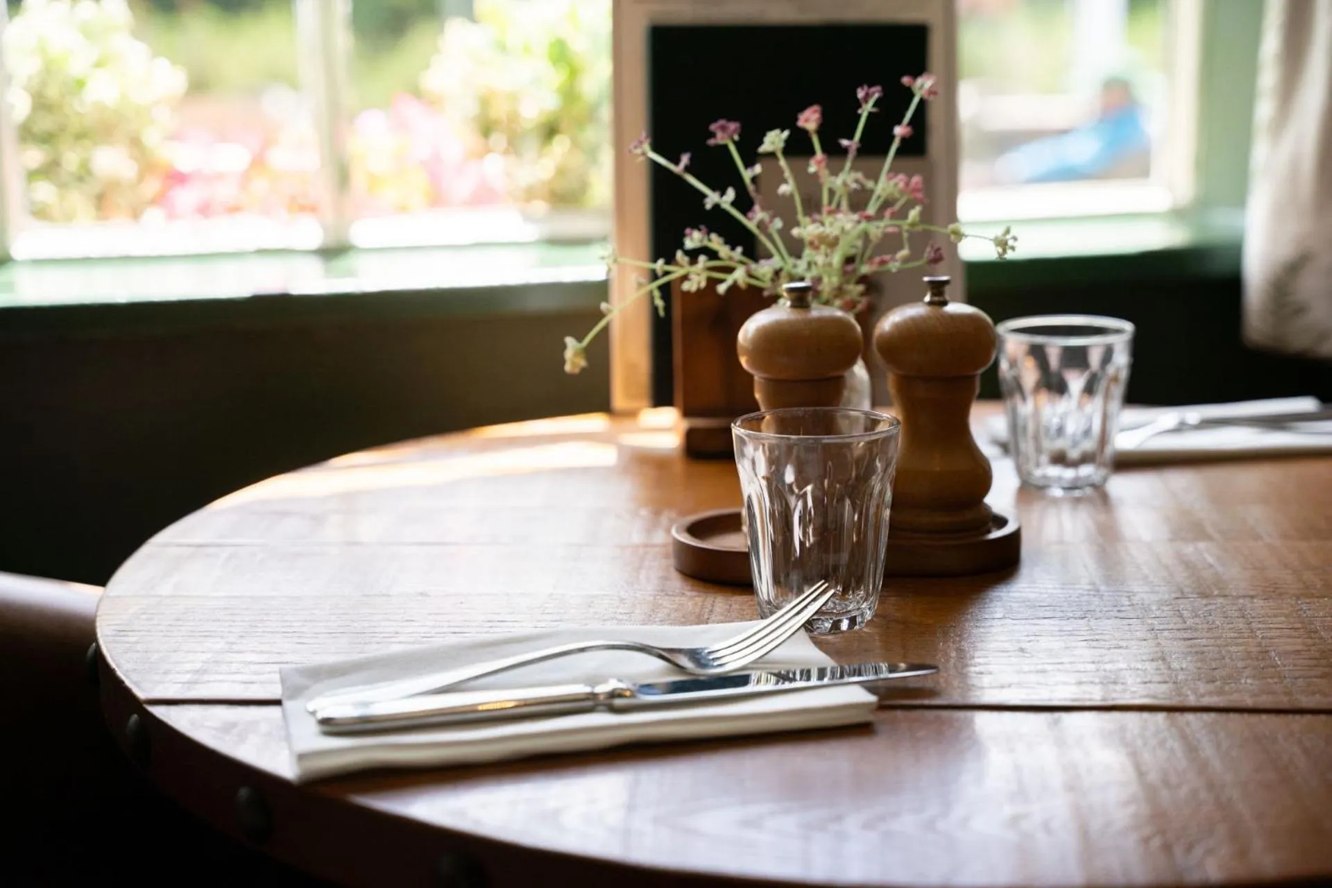 Restaurant/places to eat in The Princess Royal