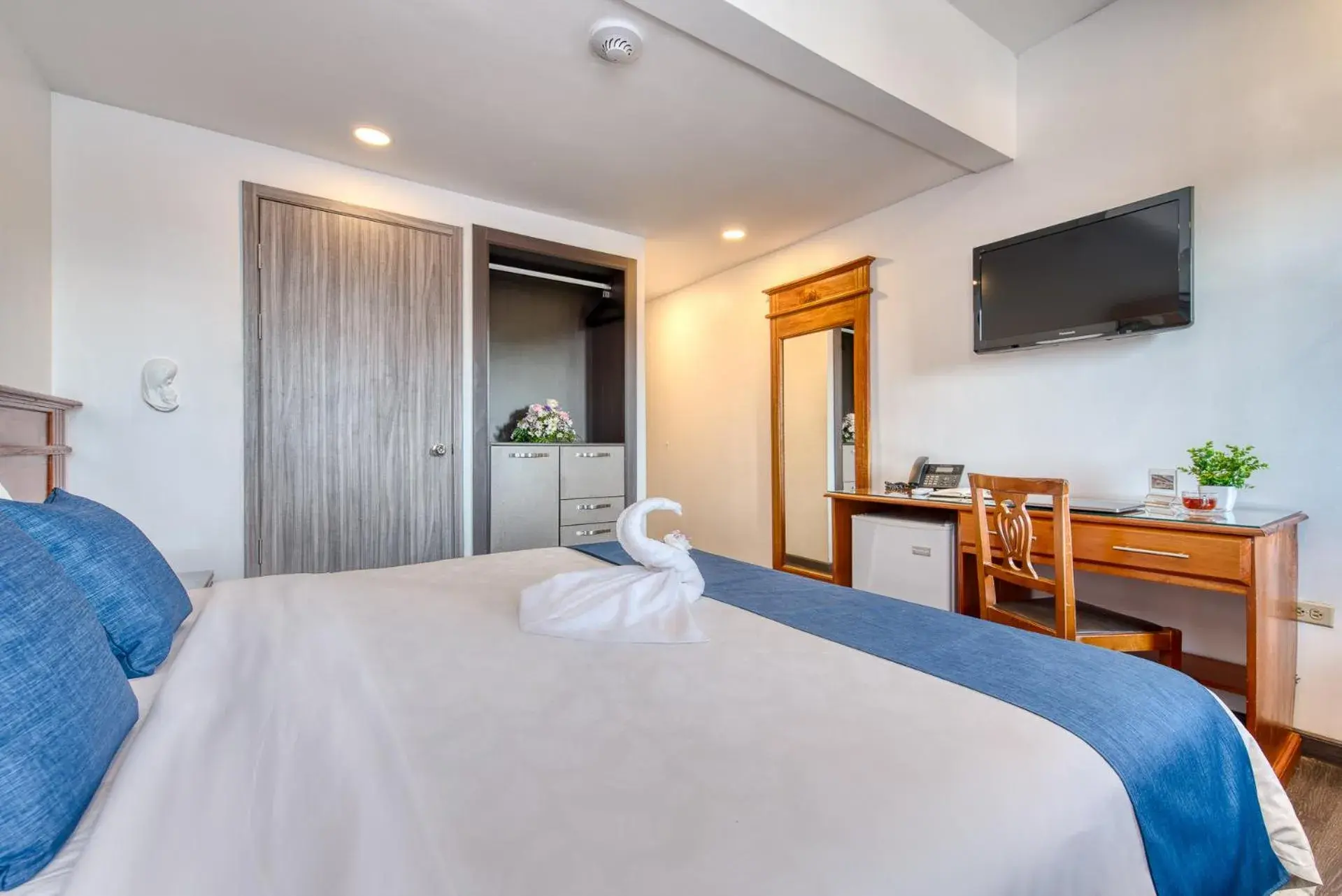 Double Room in Swans Cay Hotel Double Room in Swans Cay Hotel