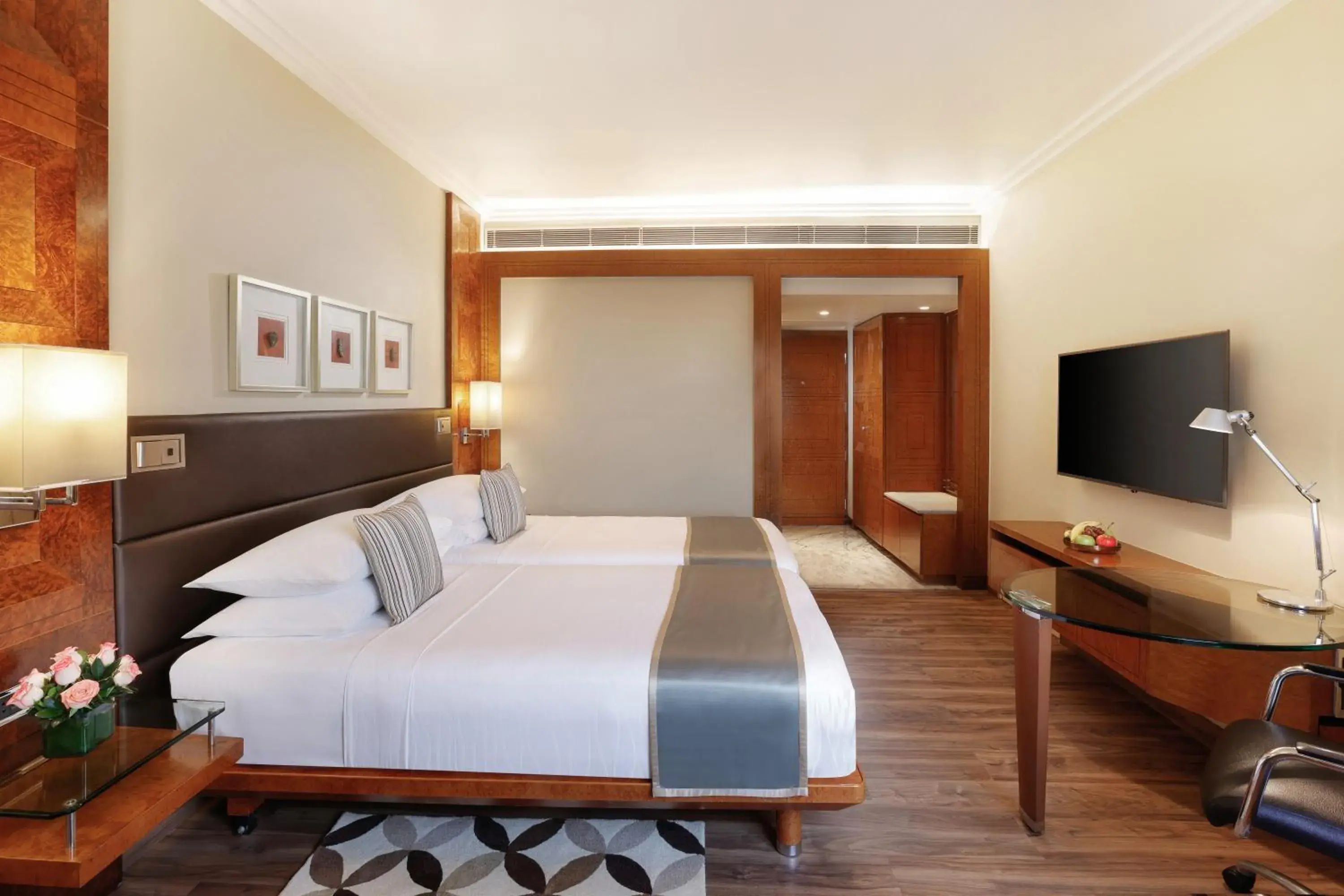 Twin Room - Club Access in Hyatt Regency Delhi Twin Room - Club Access in Hyatt Regency Delhi