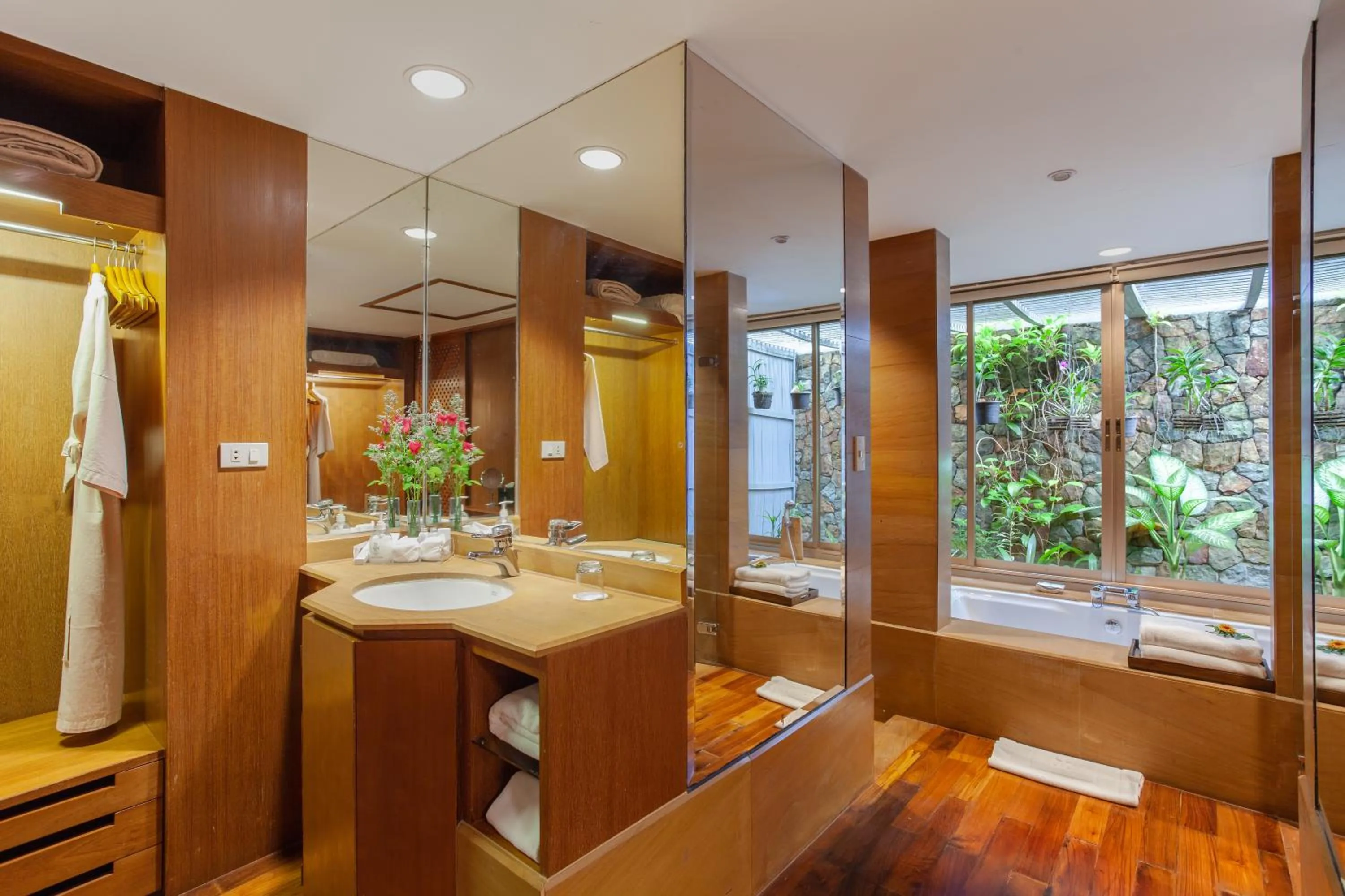 Bathroom in Nakamanda Resort and Spa