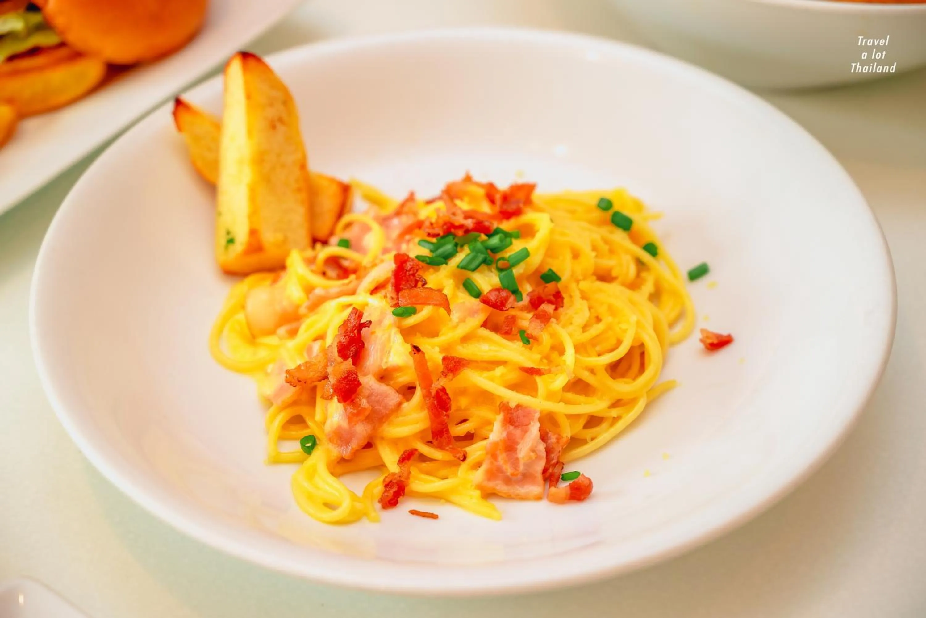 Food and drinks in Centara Nova Hotel Pattaya