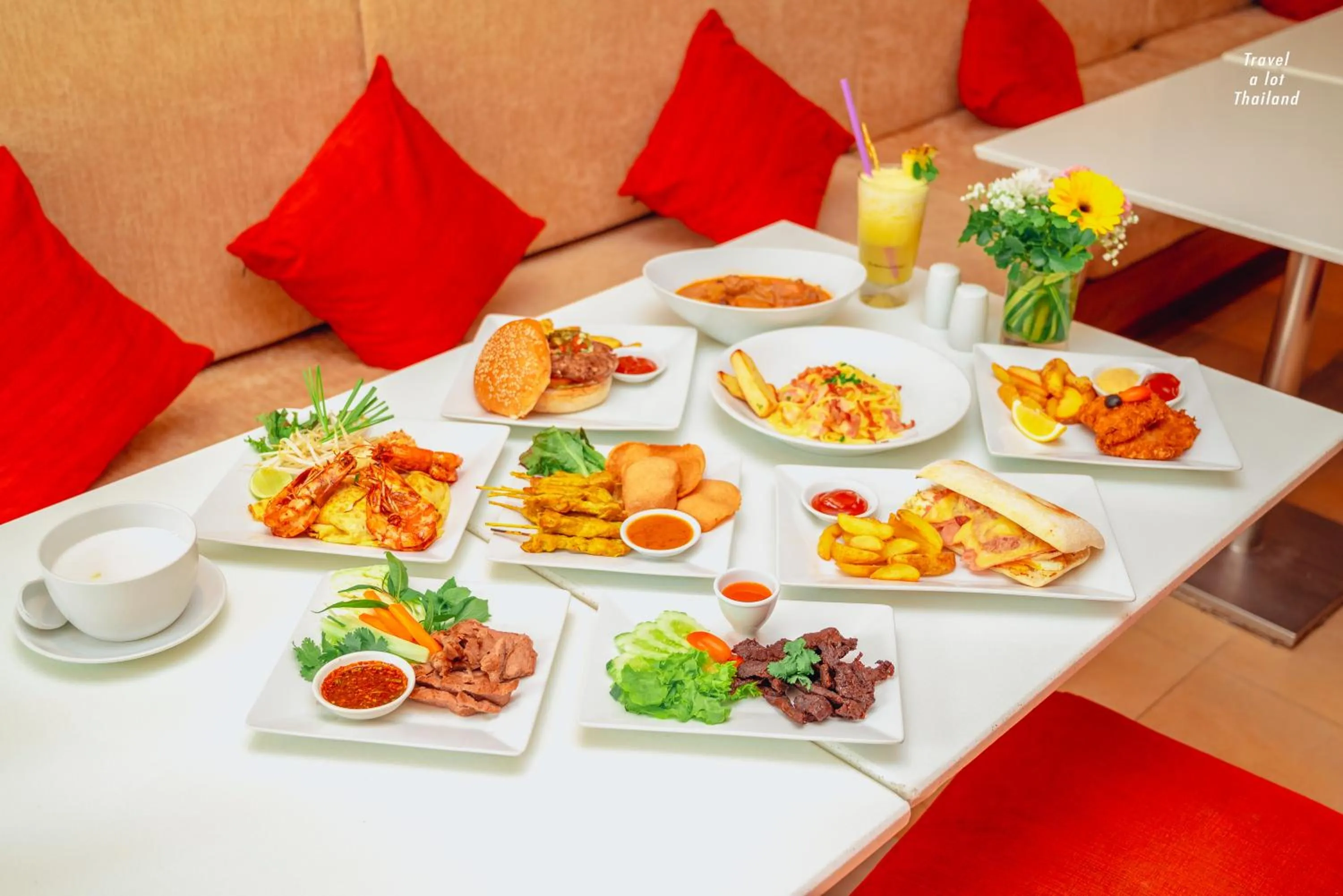 Food and drinks in Centara Nova Hotel Pattaya