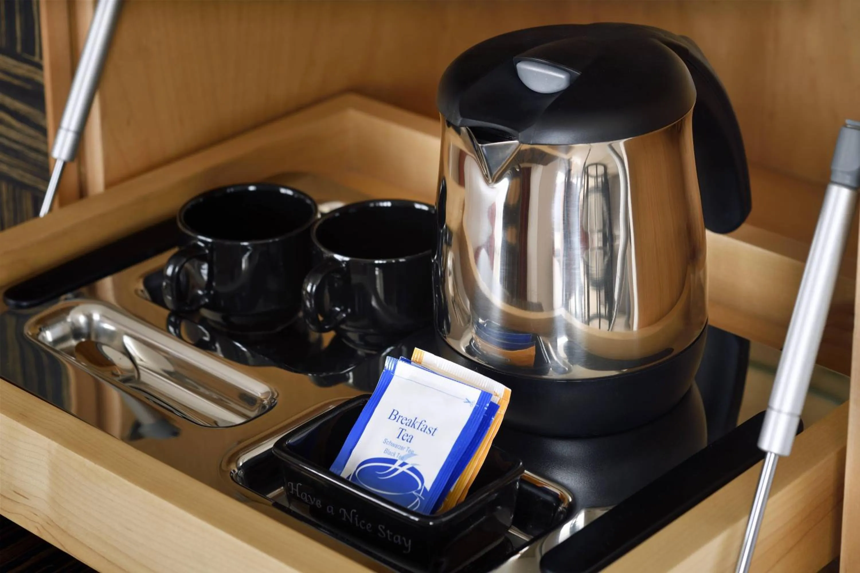 Photo of the whole room in Accra Marriott Hotel