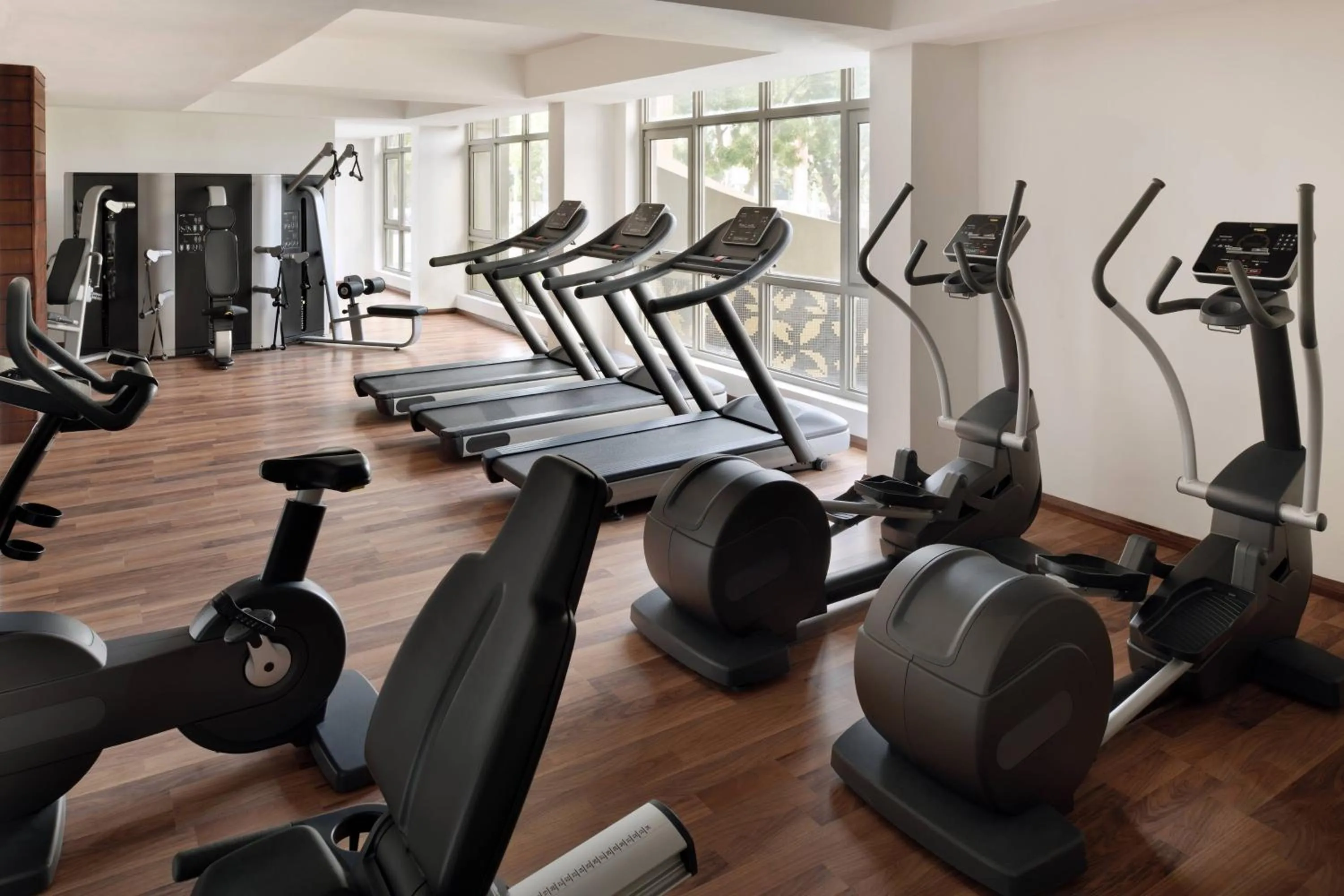 Fitness centre/facilities in Accra Marriott Hotel