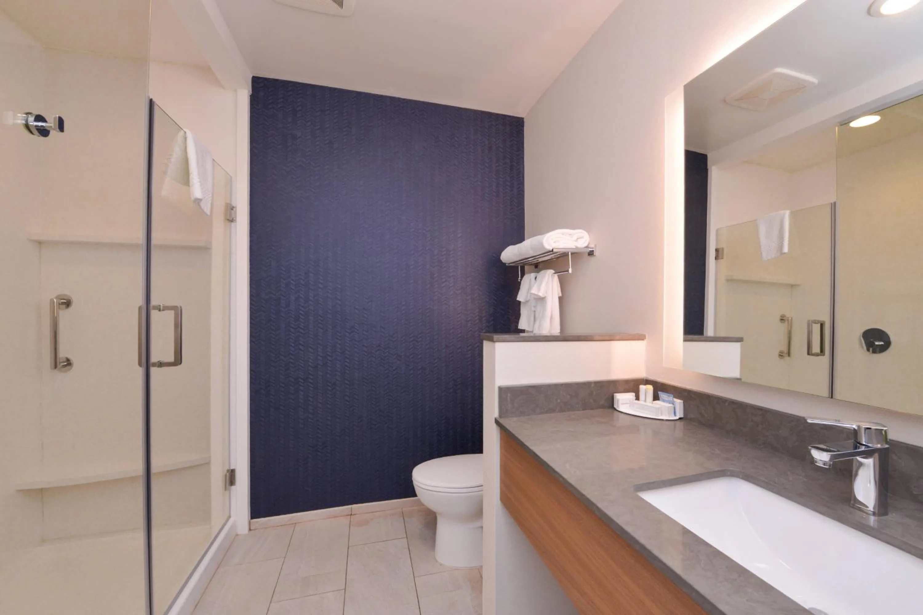 Bathroom in Fairfield Inn & Suites by Marriott Columbus Grove City
