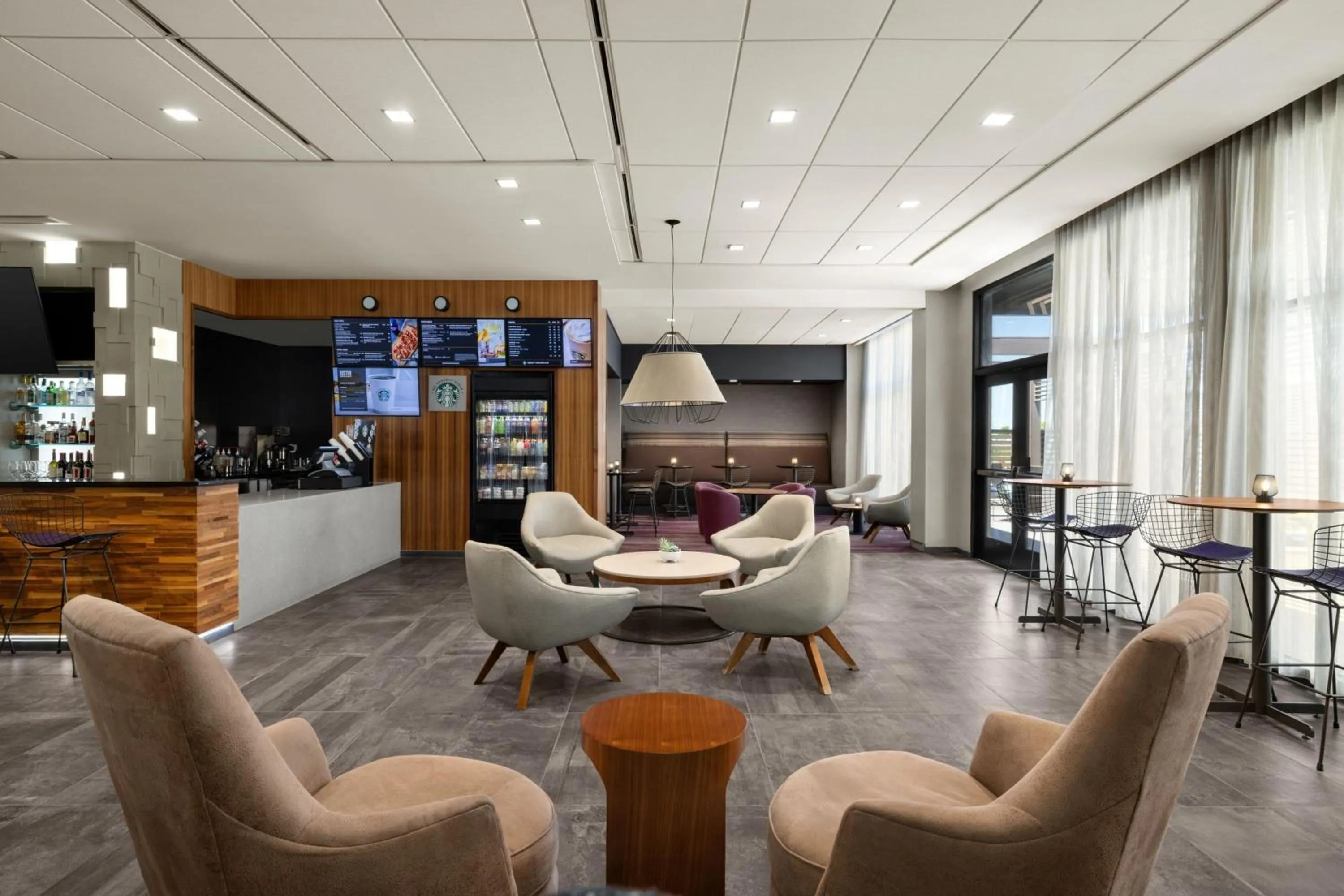 Restaurant/places to eat in Courtyard by Marriott Omaha East/Council Bluffs, IA