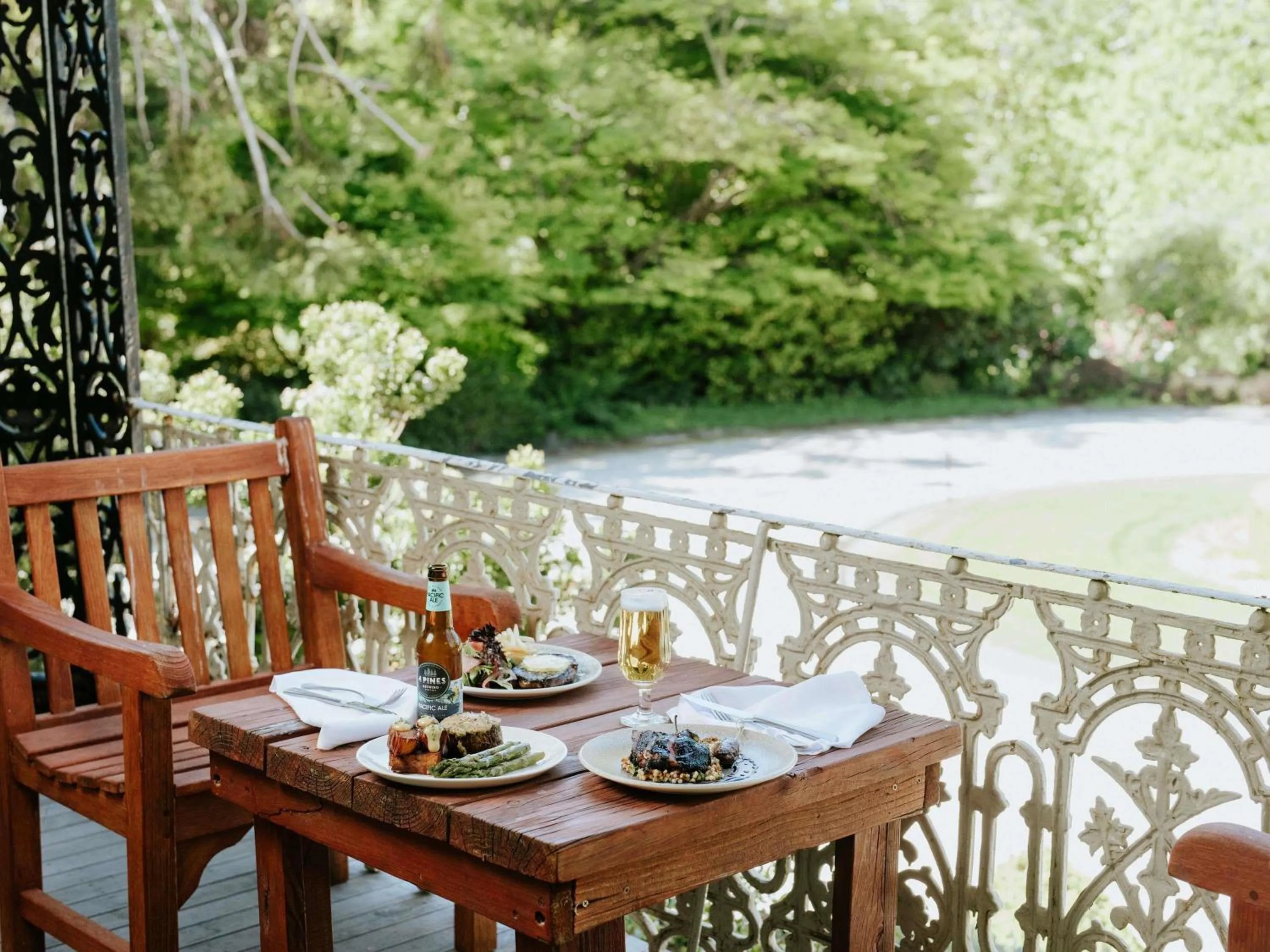 Restaurant/places to eat in Peppers Craigieburn Resort