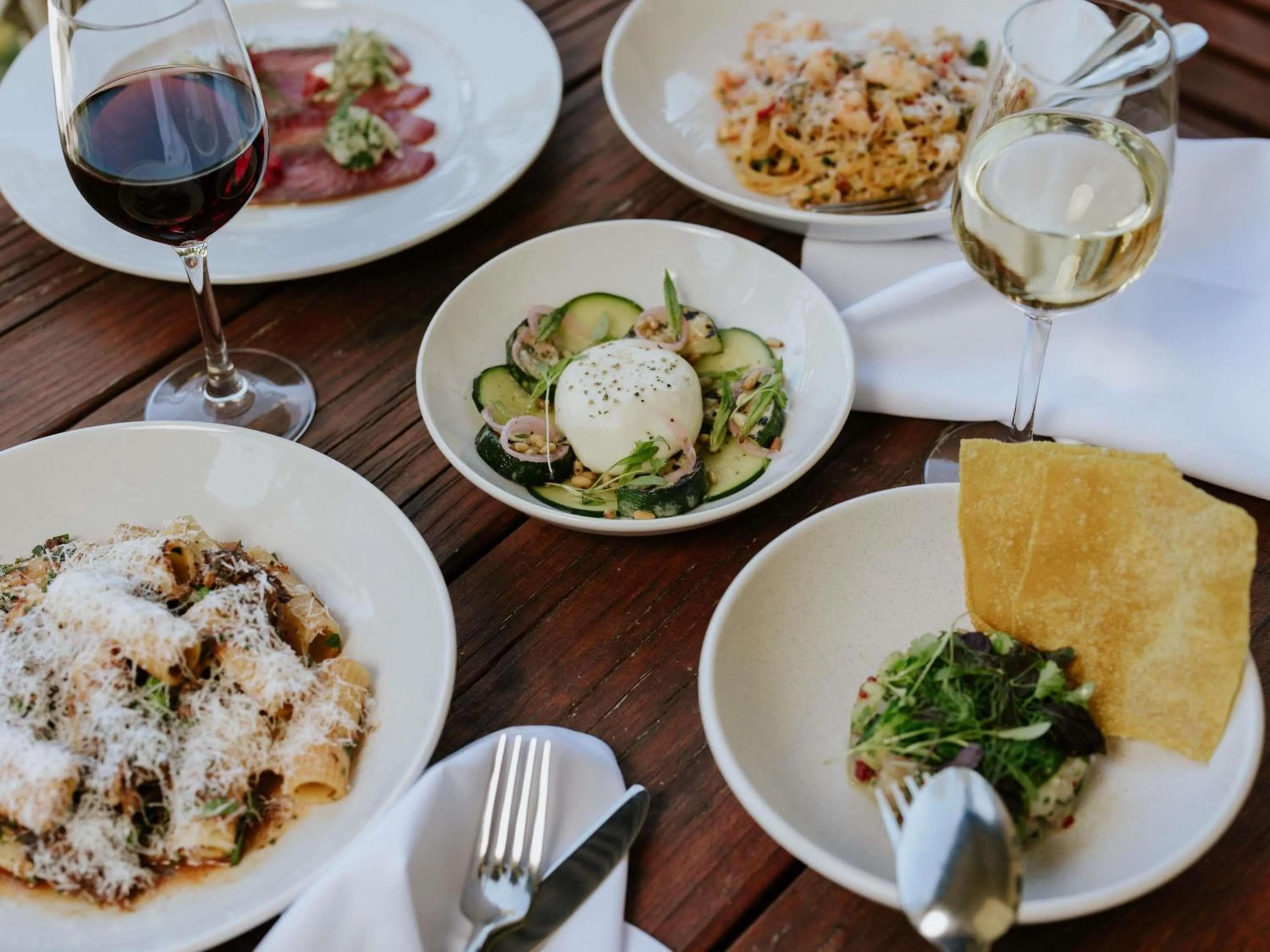 Restaurant/places to eat in Peppers Craigieburn Resort