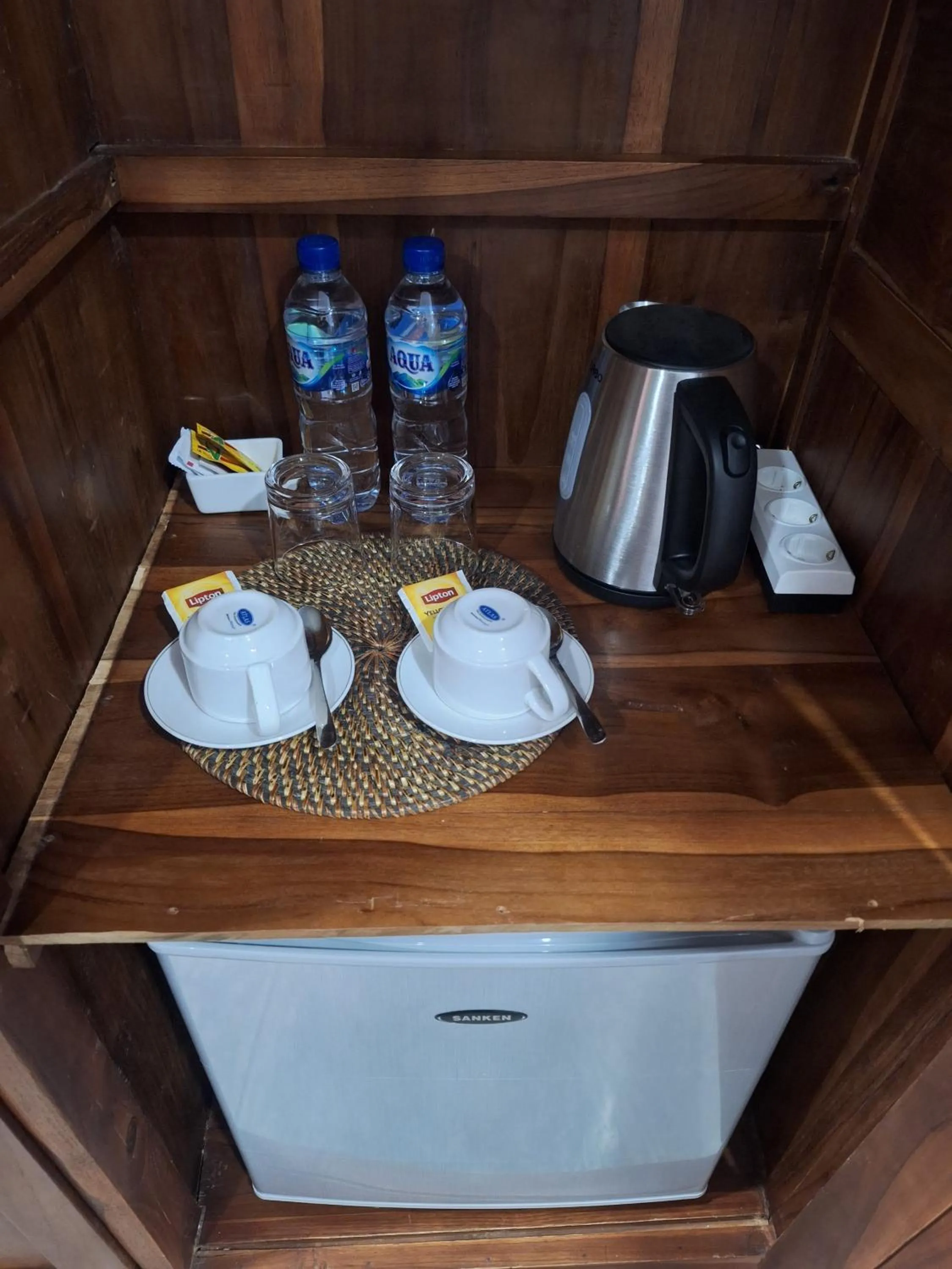 Coffee/tea facilities in Nuansa Penida Hostel