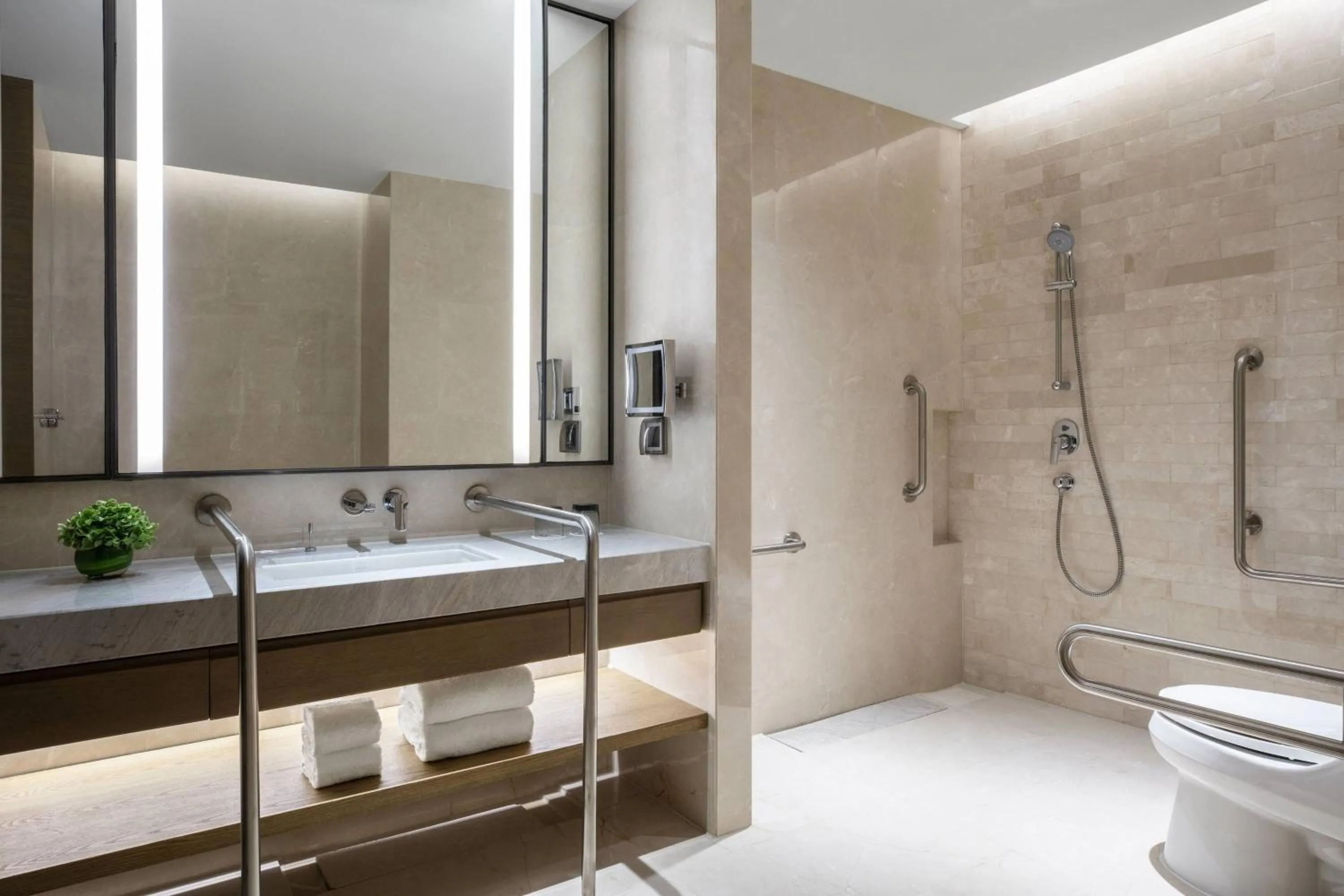 Bathroom in Xiamen Marriott Hotel & Conference Centre