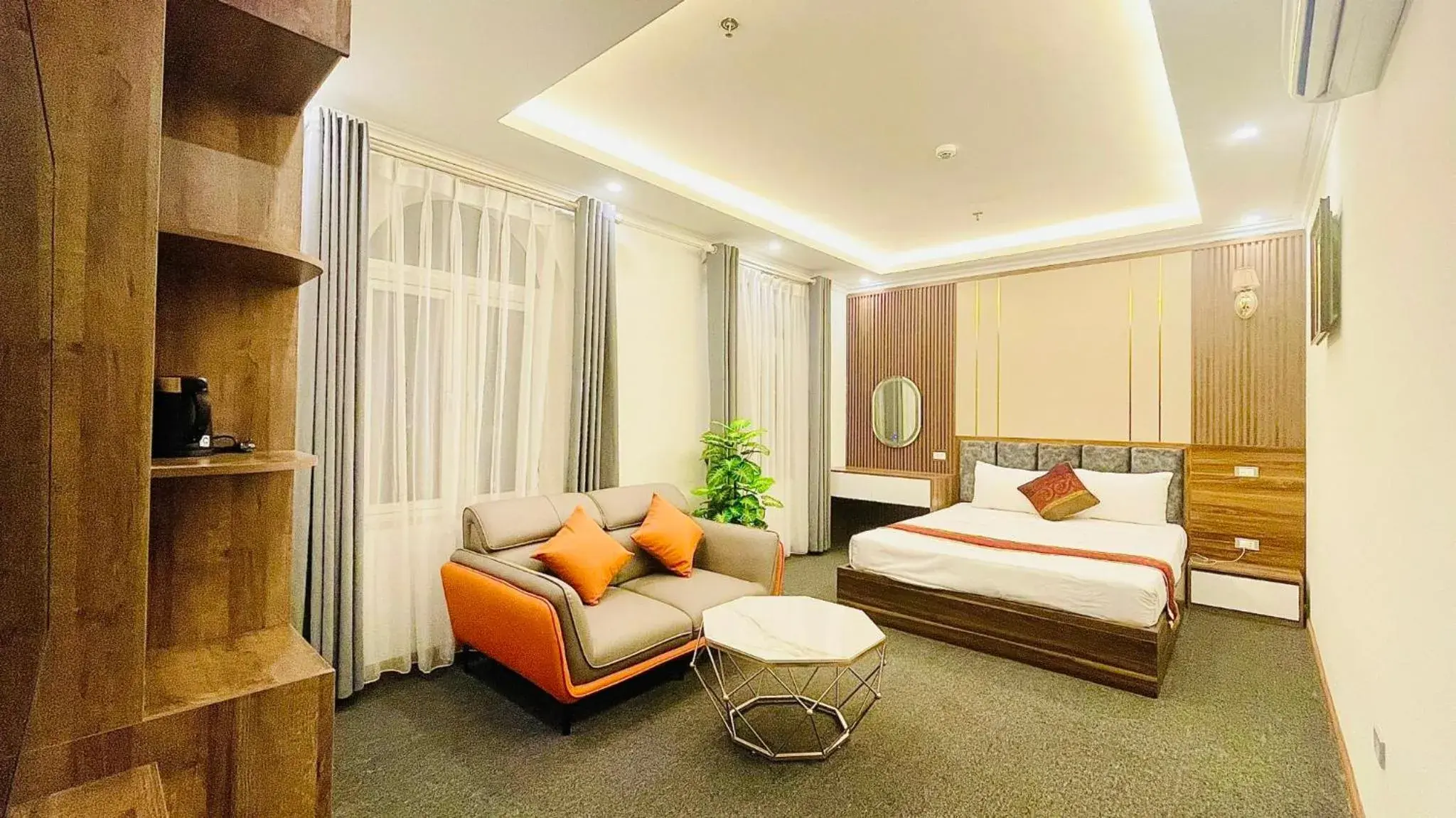 Queen Room in Win Villa Hotel & Apartment Queen Room in Win Villa Hotel & Apartment