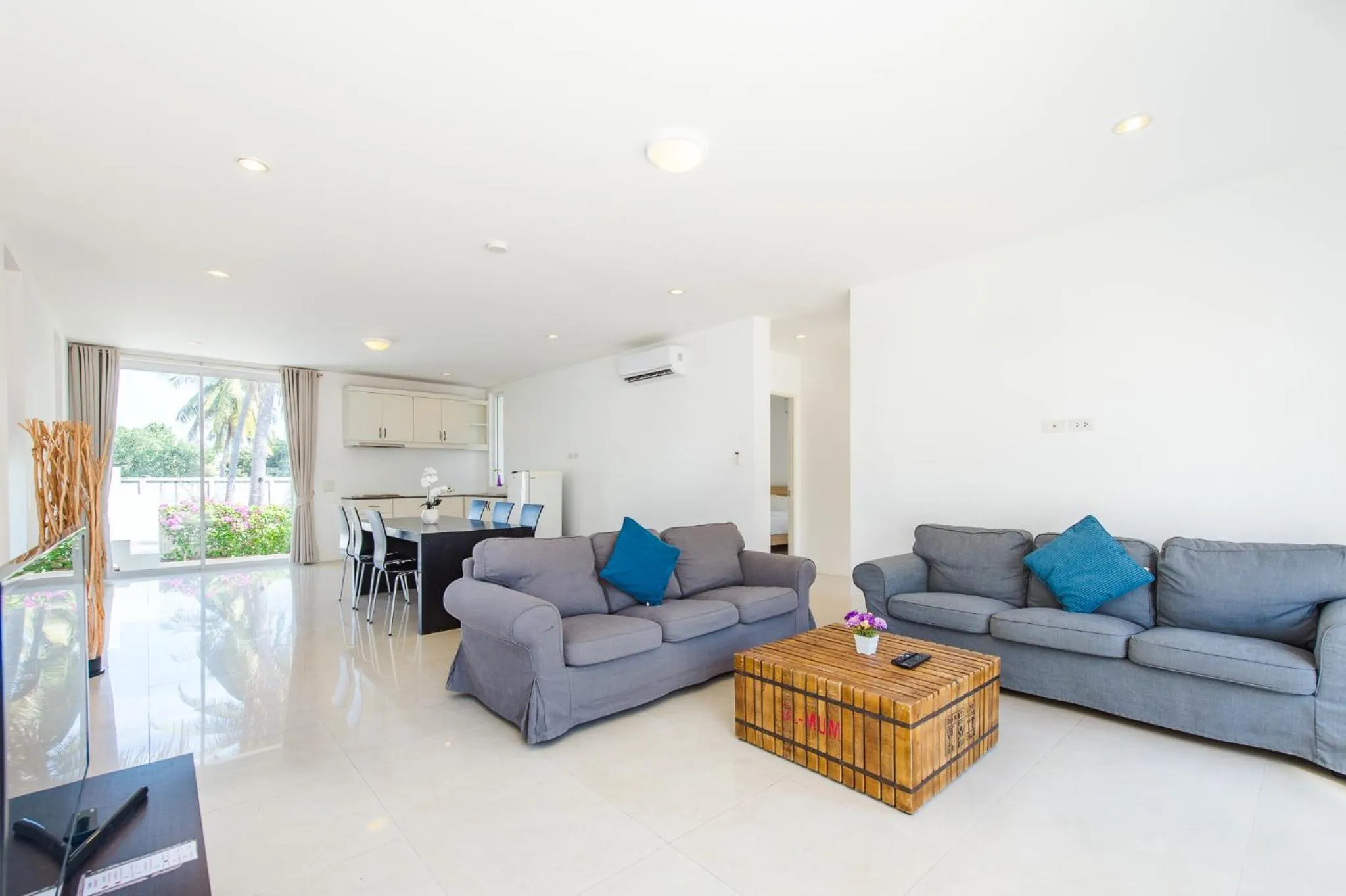 Living room in The Beach Village Resort