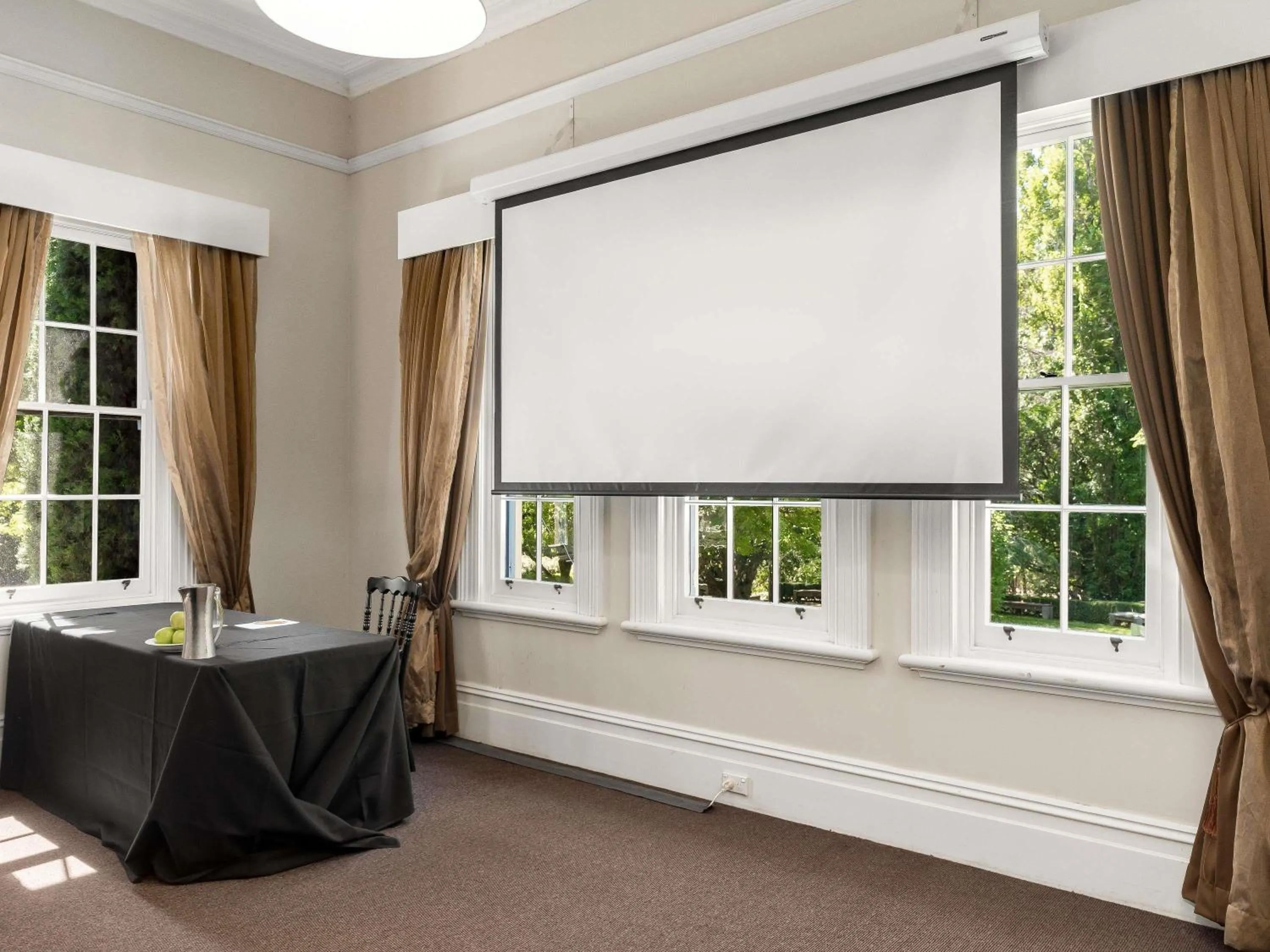 Meeting/conference room in Peppers Manor House