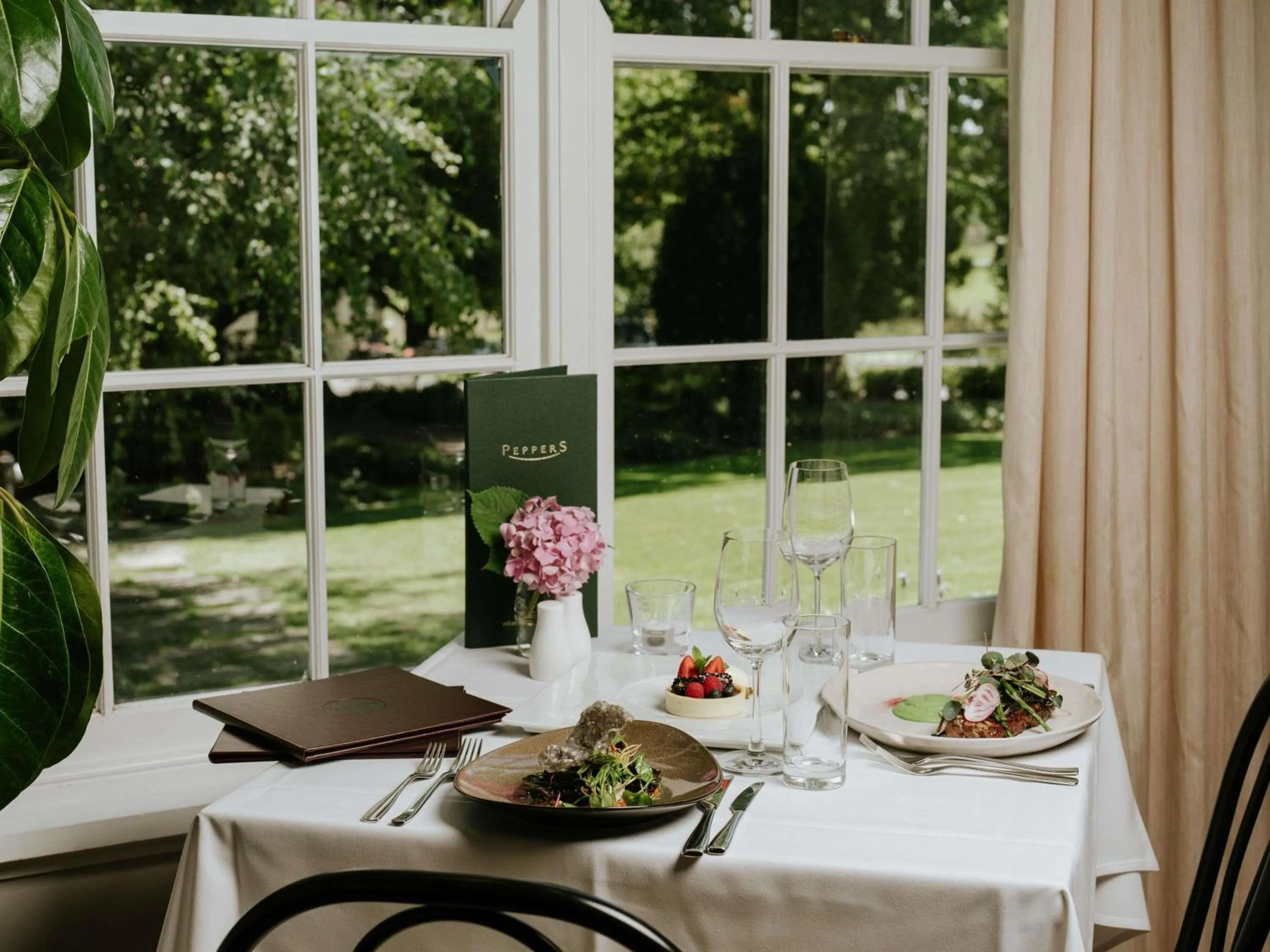 Property building in Peppers Manor House