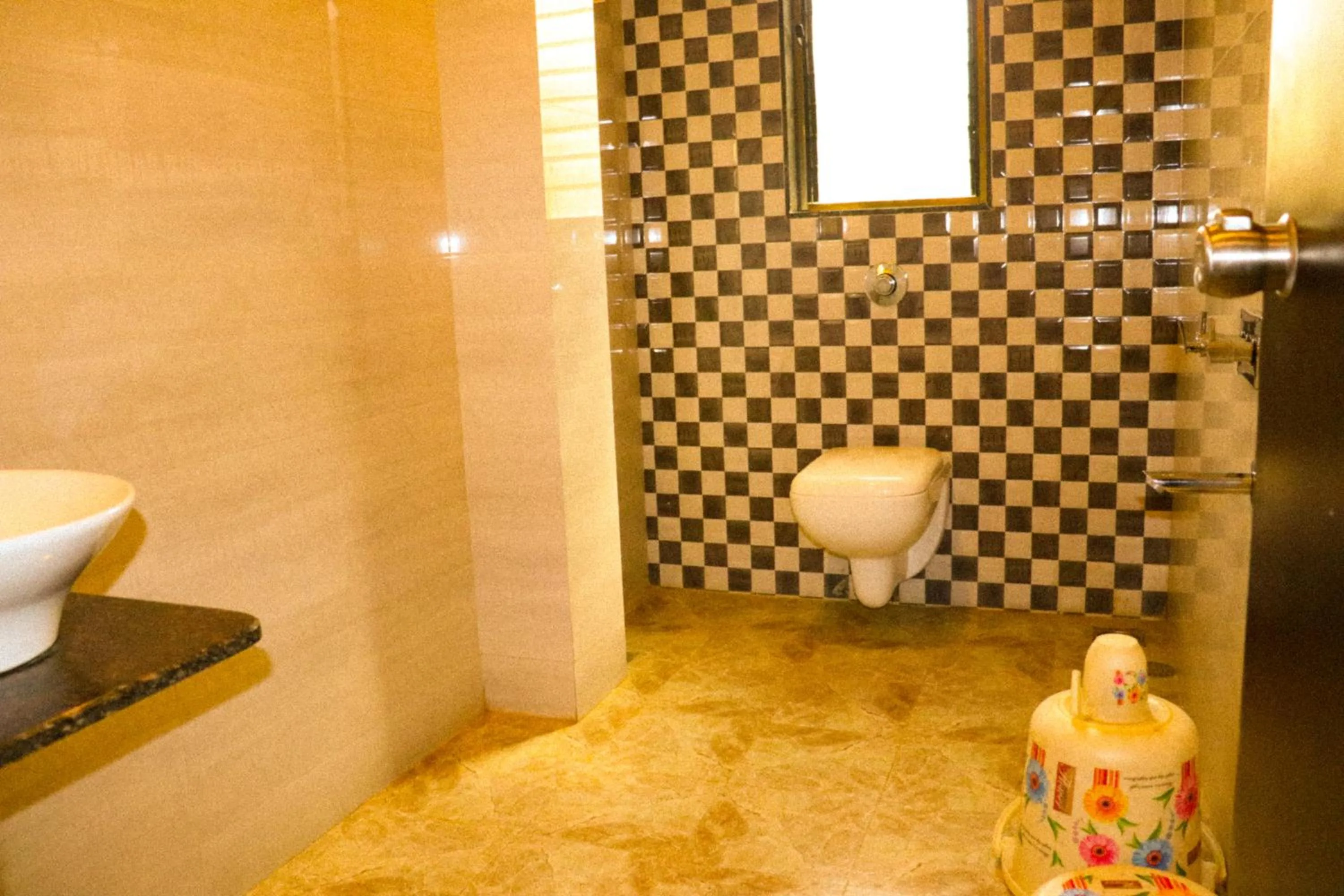 Bathroom in Hotel Neem Tree